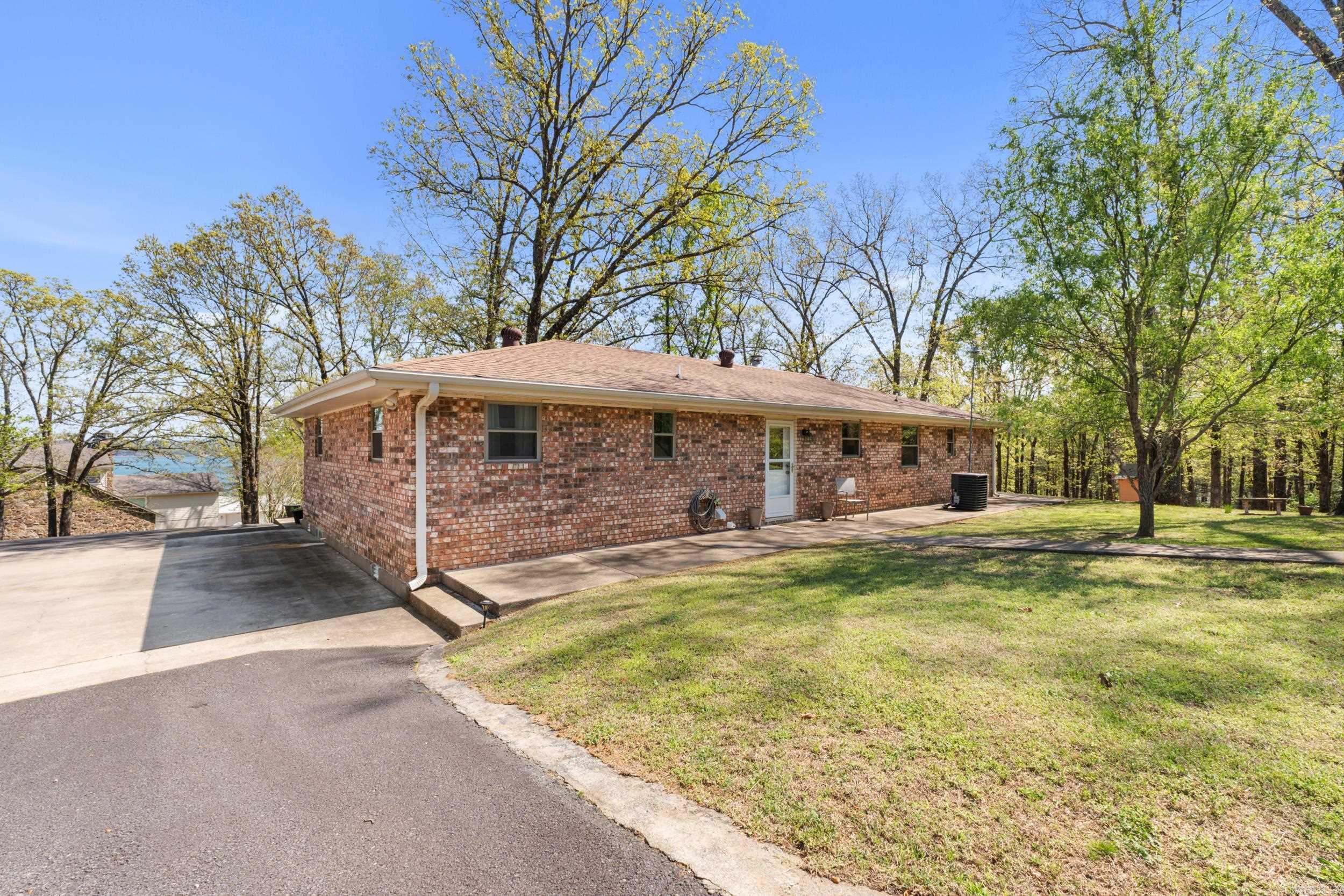 399 Shore Drive Property Photo 32