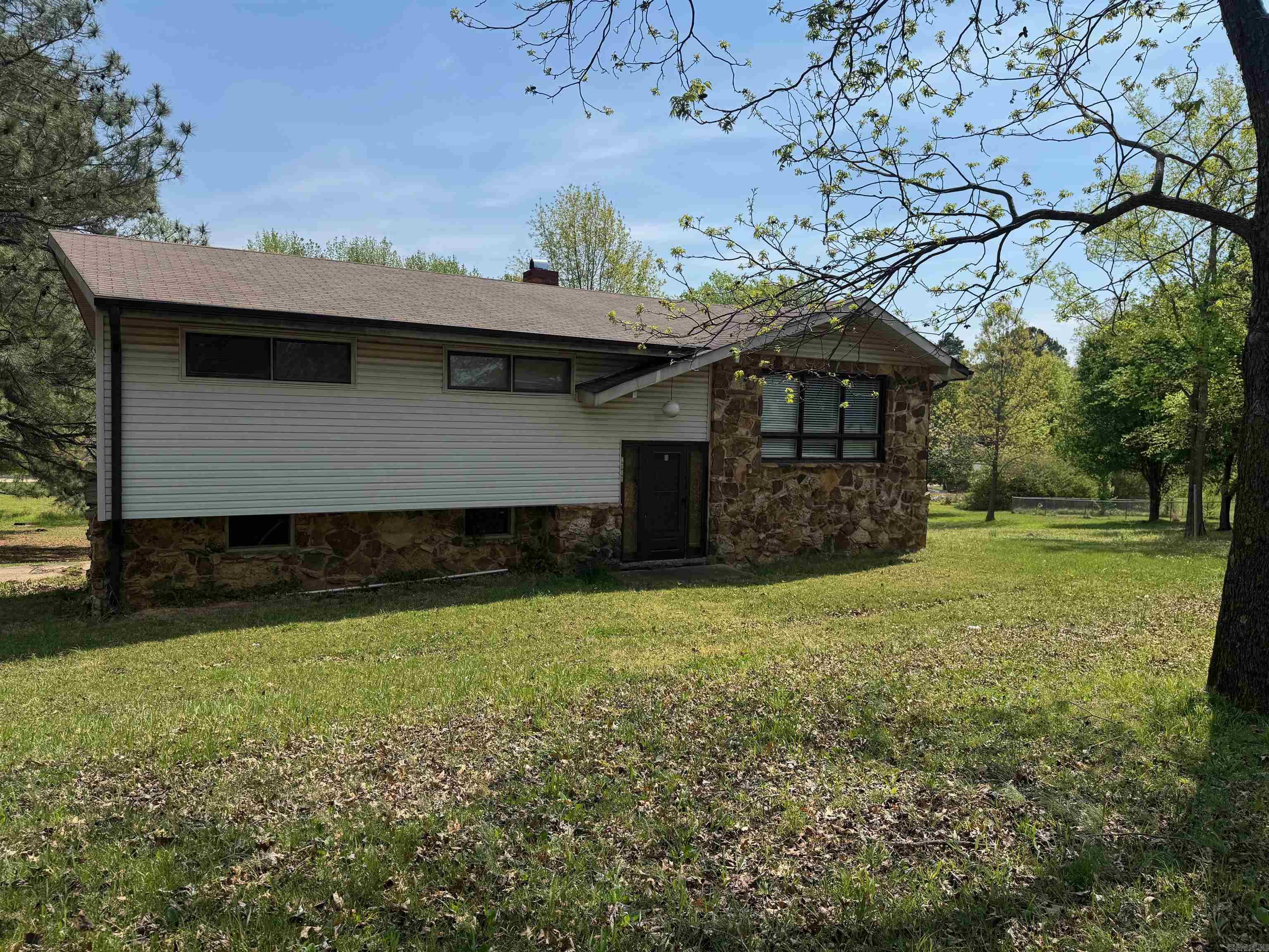 4000 Renee Drive Property Photo 1