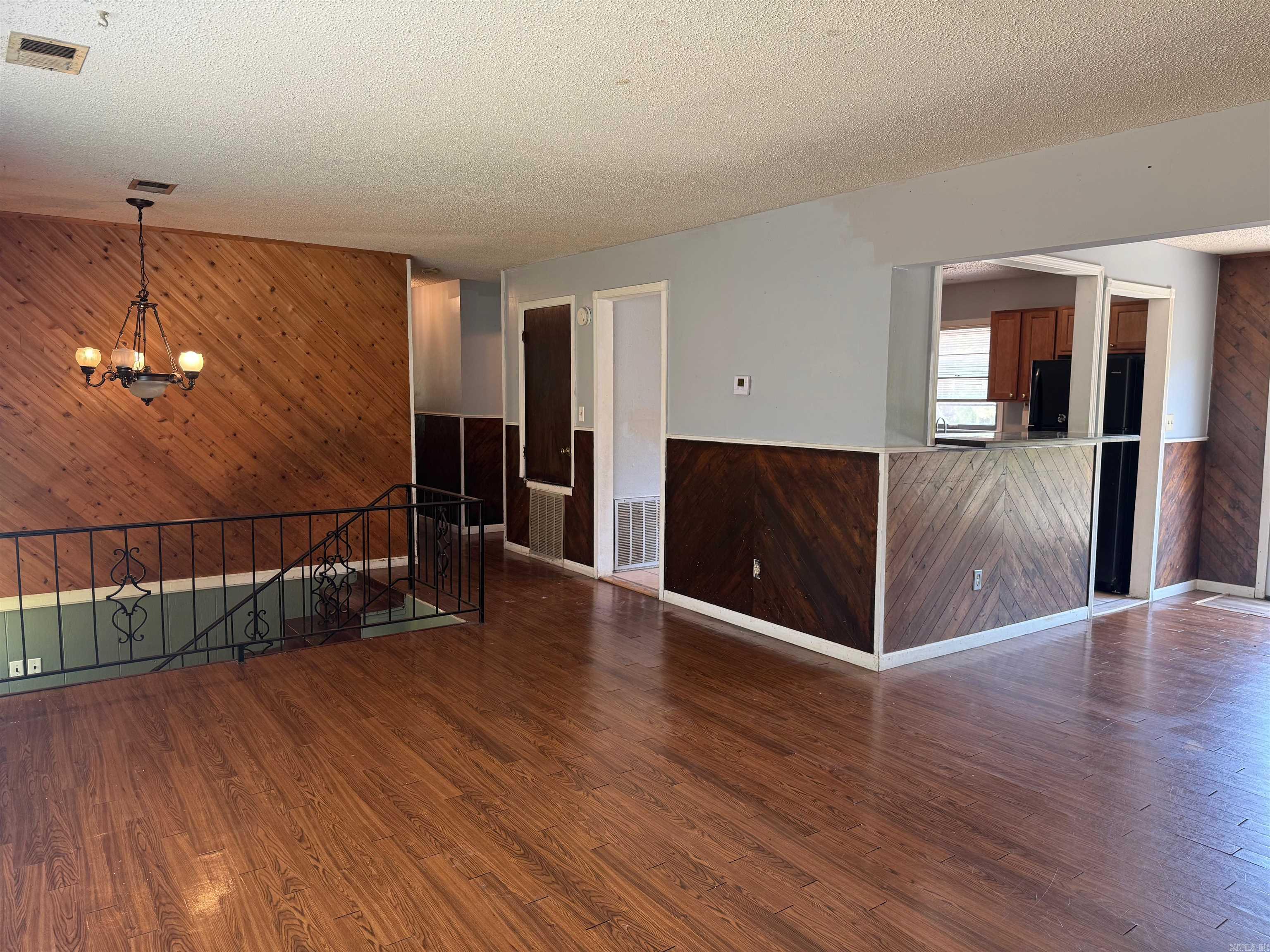 4000 Renee Drive Property Photo 4