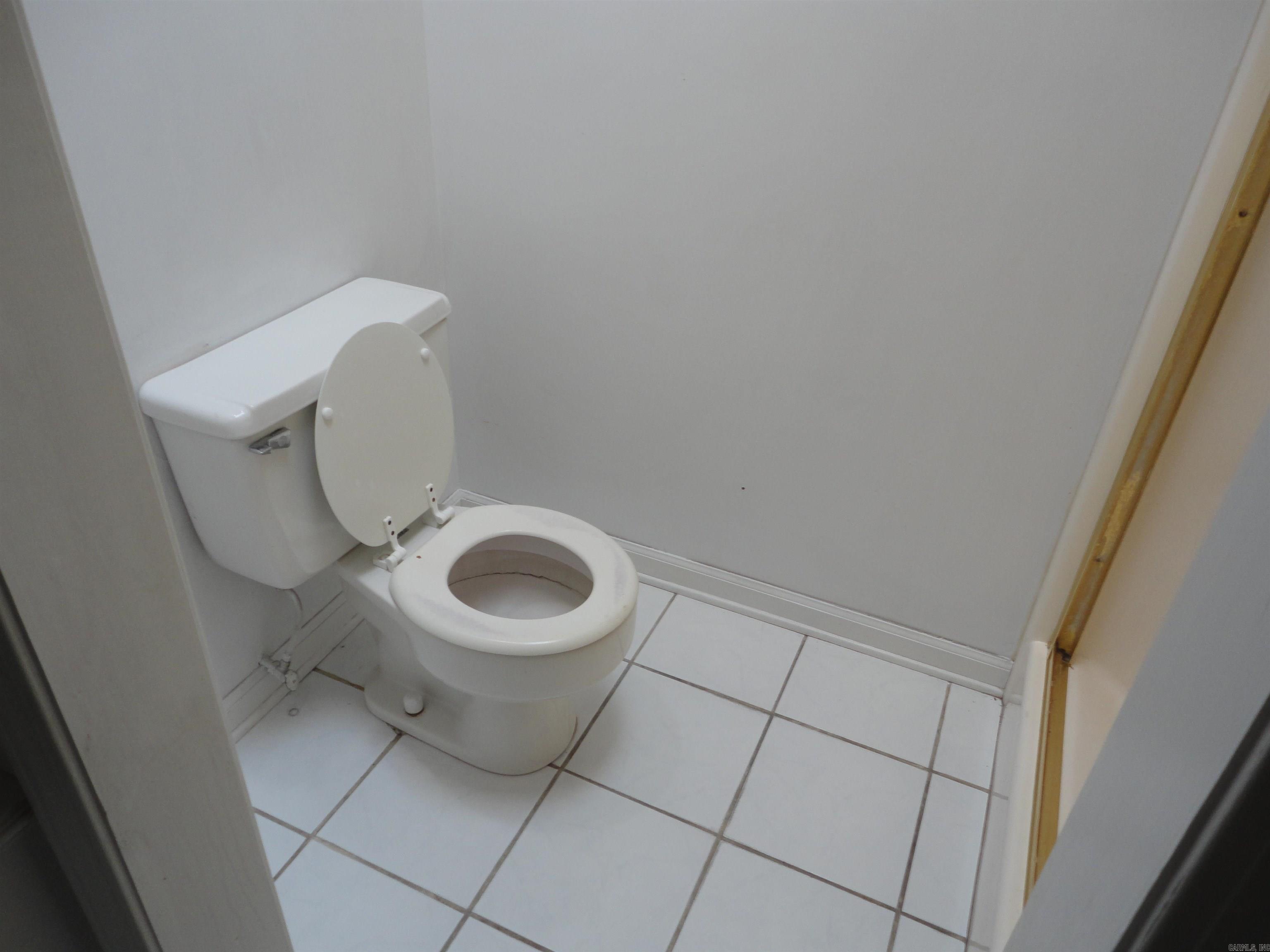 12 Regency Lane Property Photo 24