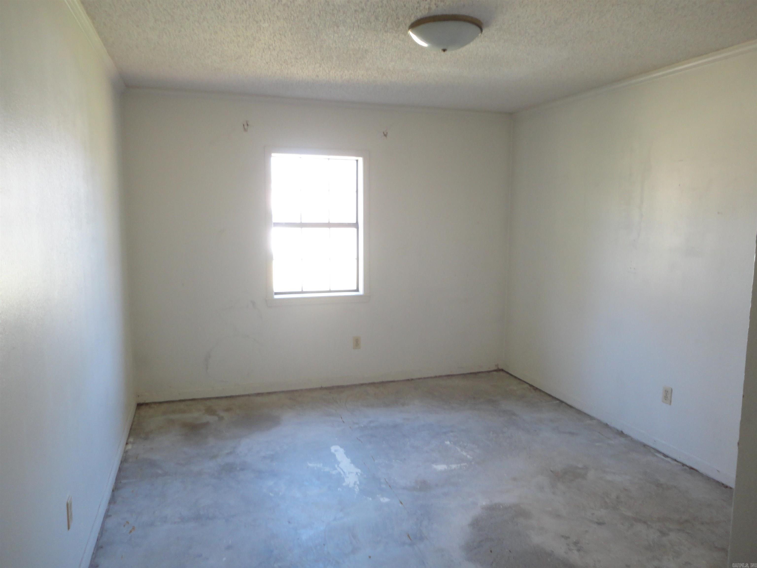 12 Regency Lane Property Photo 27