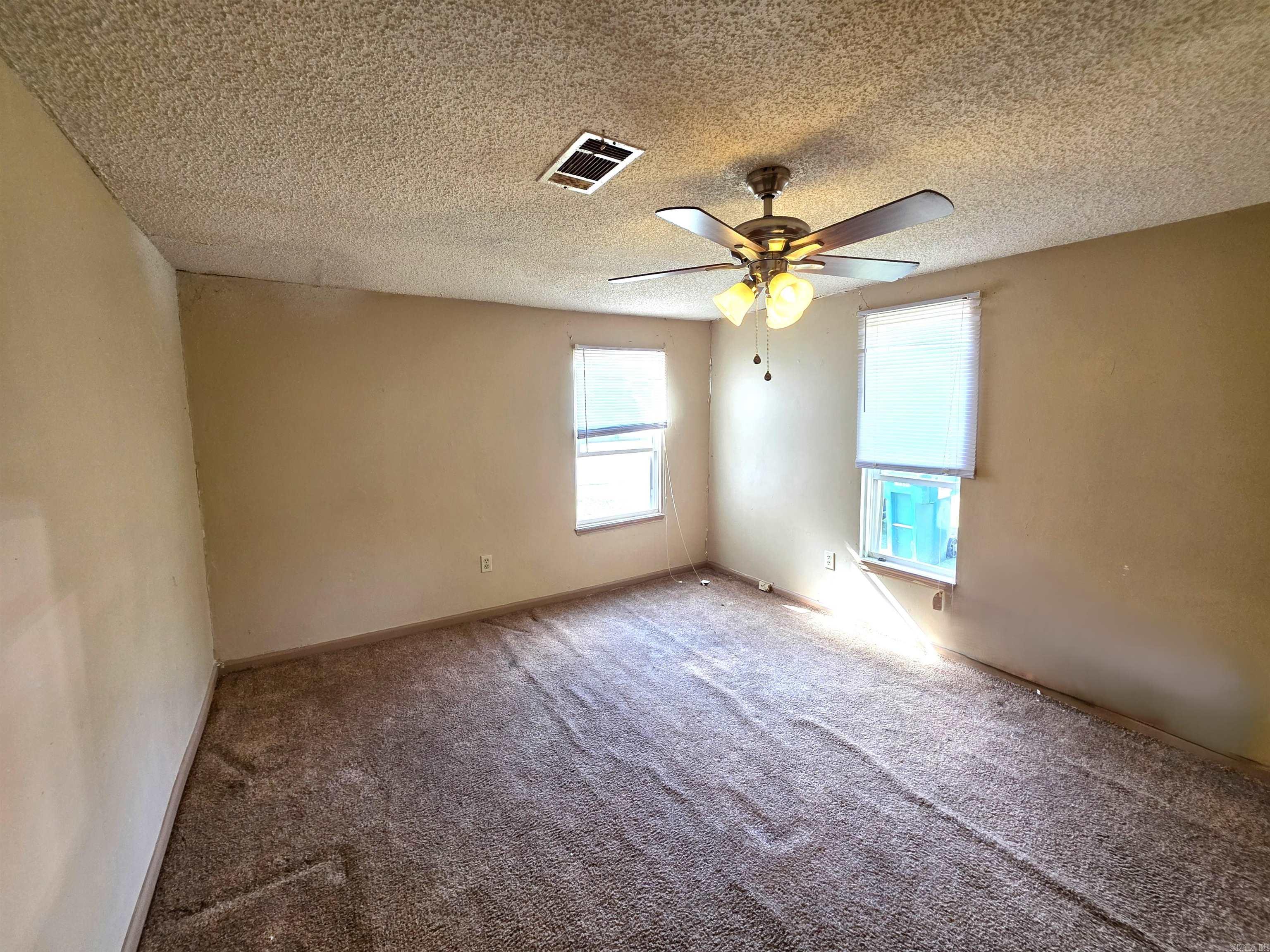 515 S Louisiana Property Photo 9