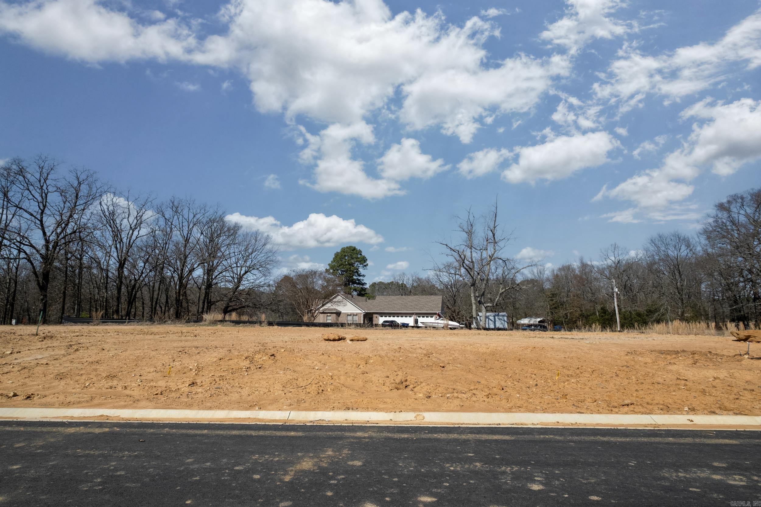 102 Glade Drive Property Photo 5