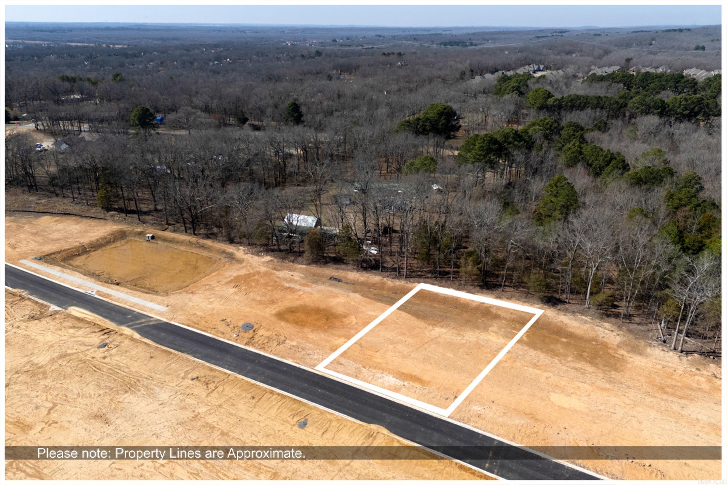 130 Glade Drive Property Photo 2