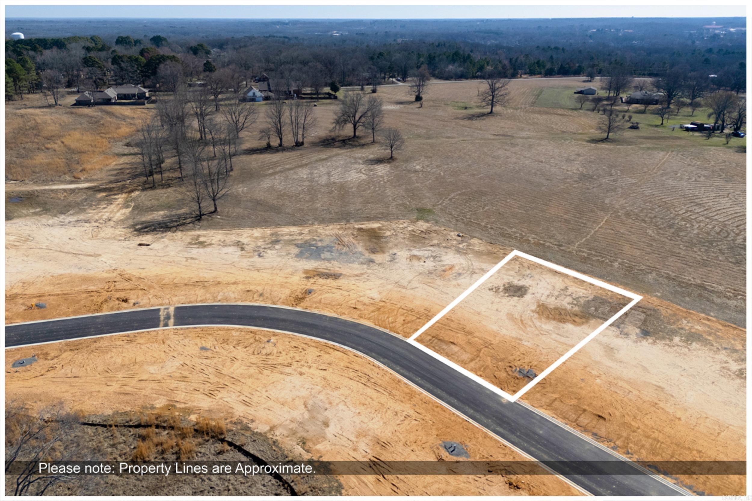 107 Glade Drive Property Photo 2