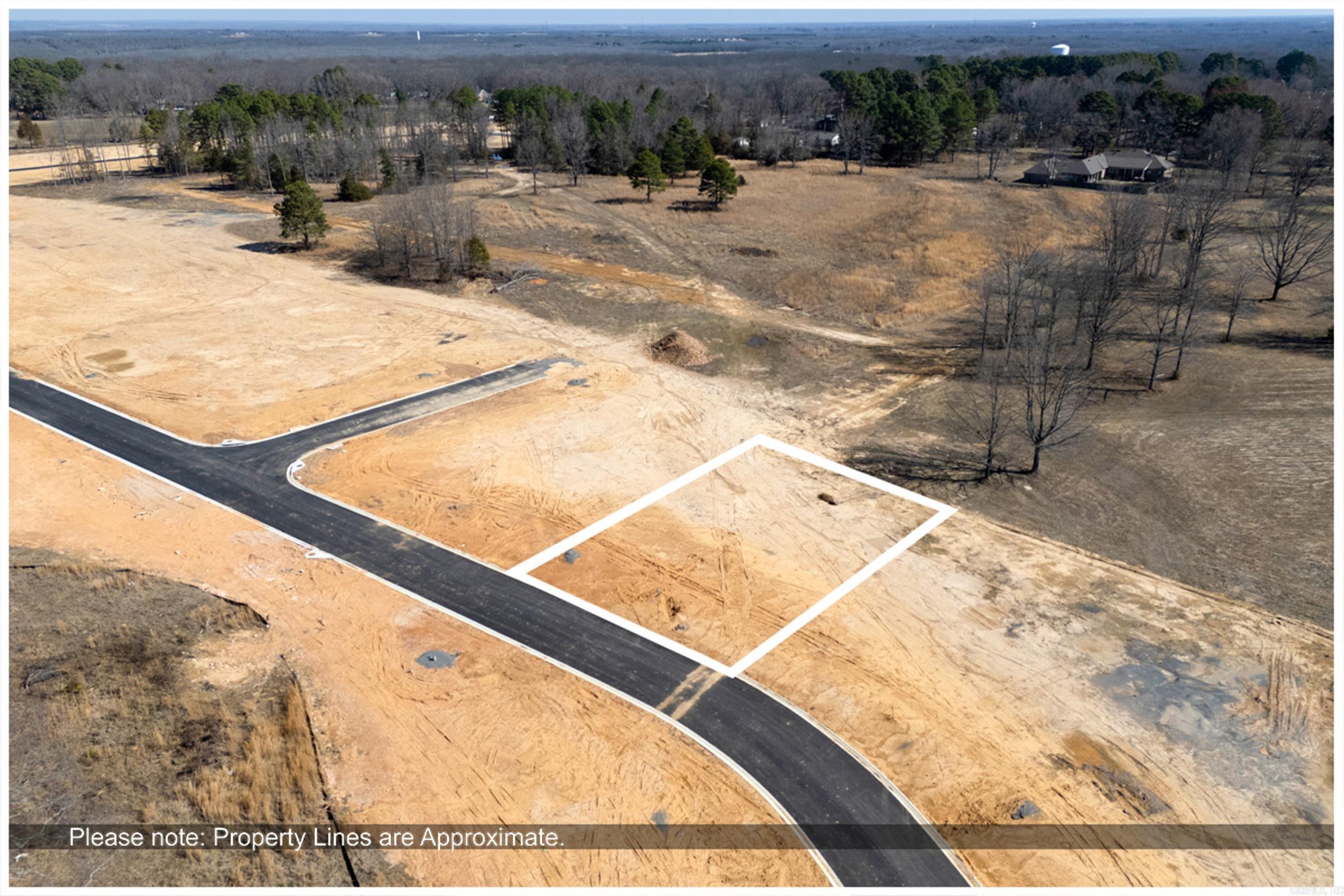 113 Glade Drive Property Photo 2
