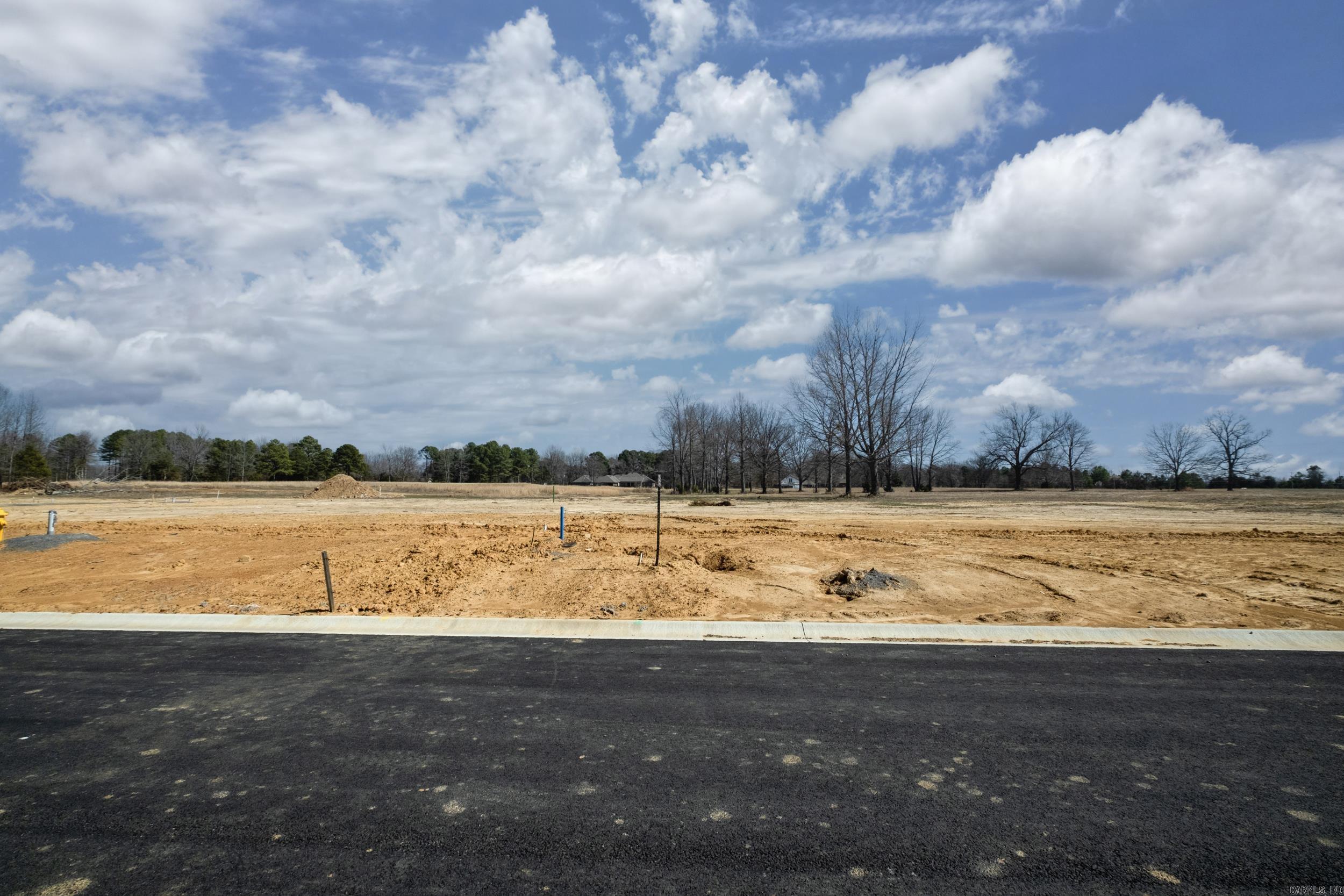 113 Glade Drive Property Photo 5