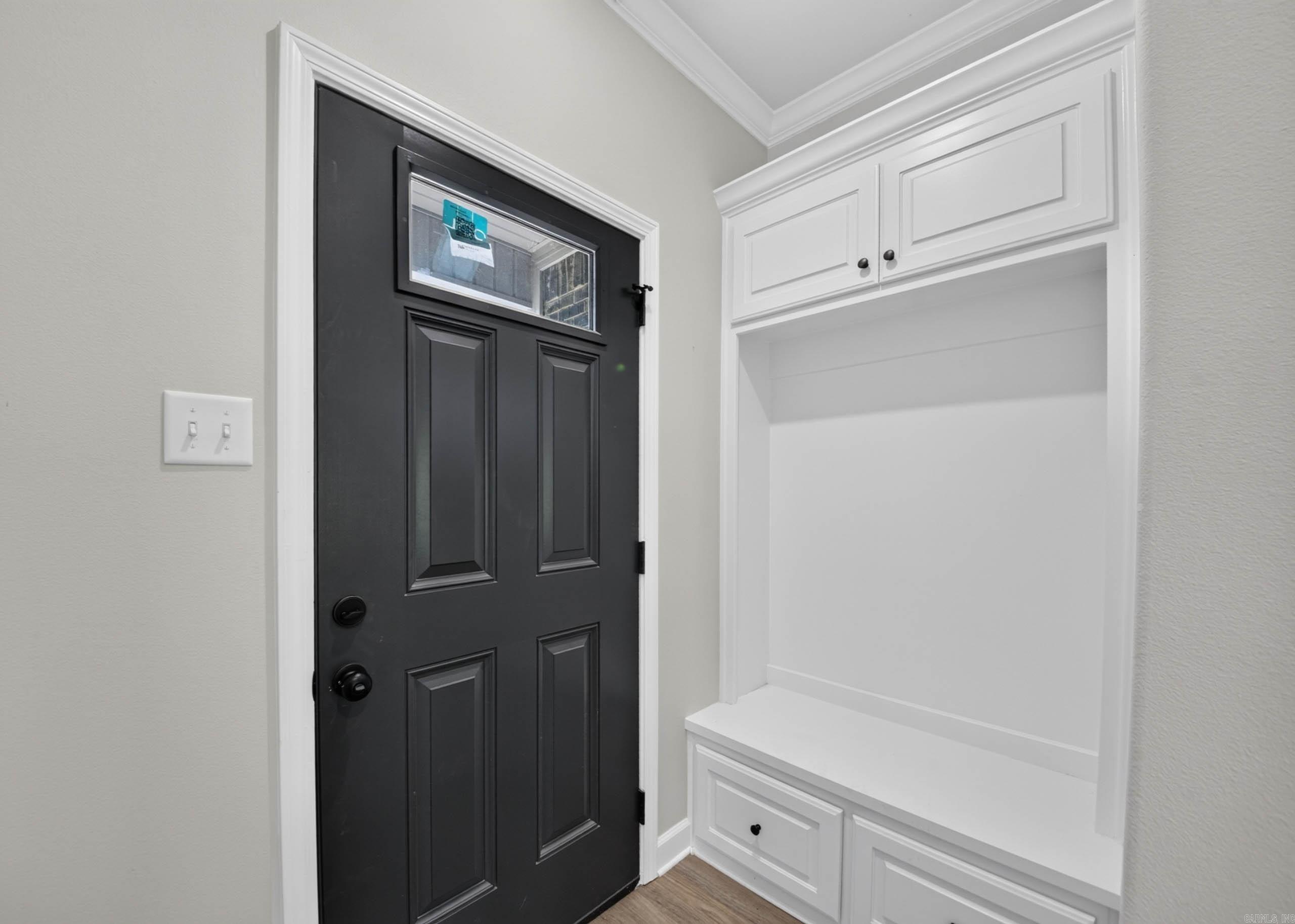 2022 Skylark Drive Property Photo 3