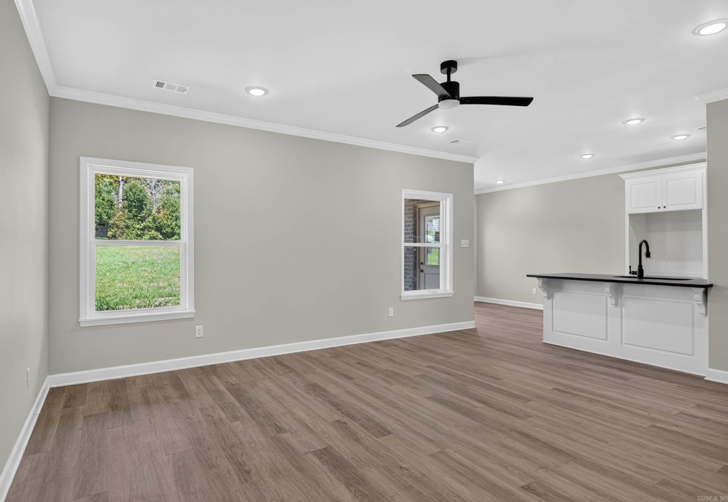 2022 Skylark Drive Property Photo 4
