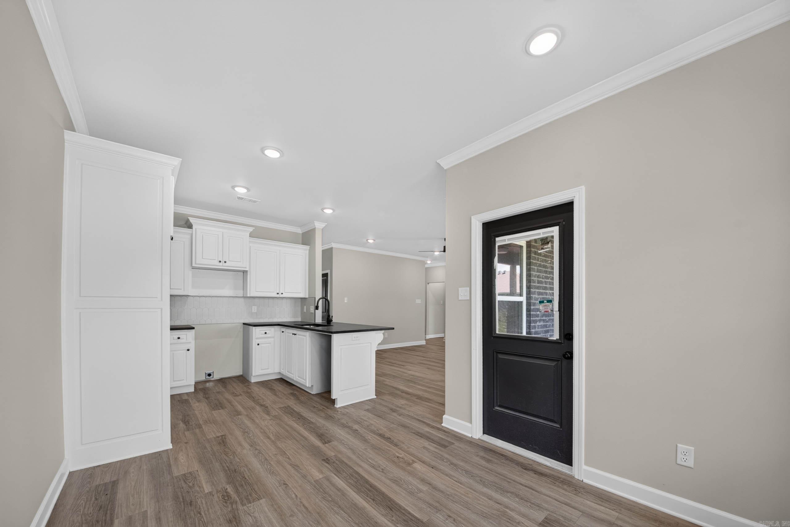 2022 Skylark Drive Property Photo 7