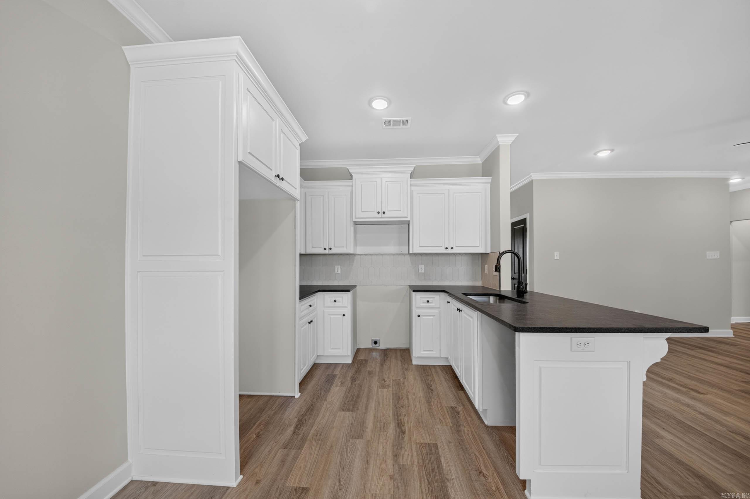 2022 Skylark Drive Property Photo 9