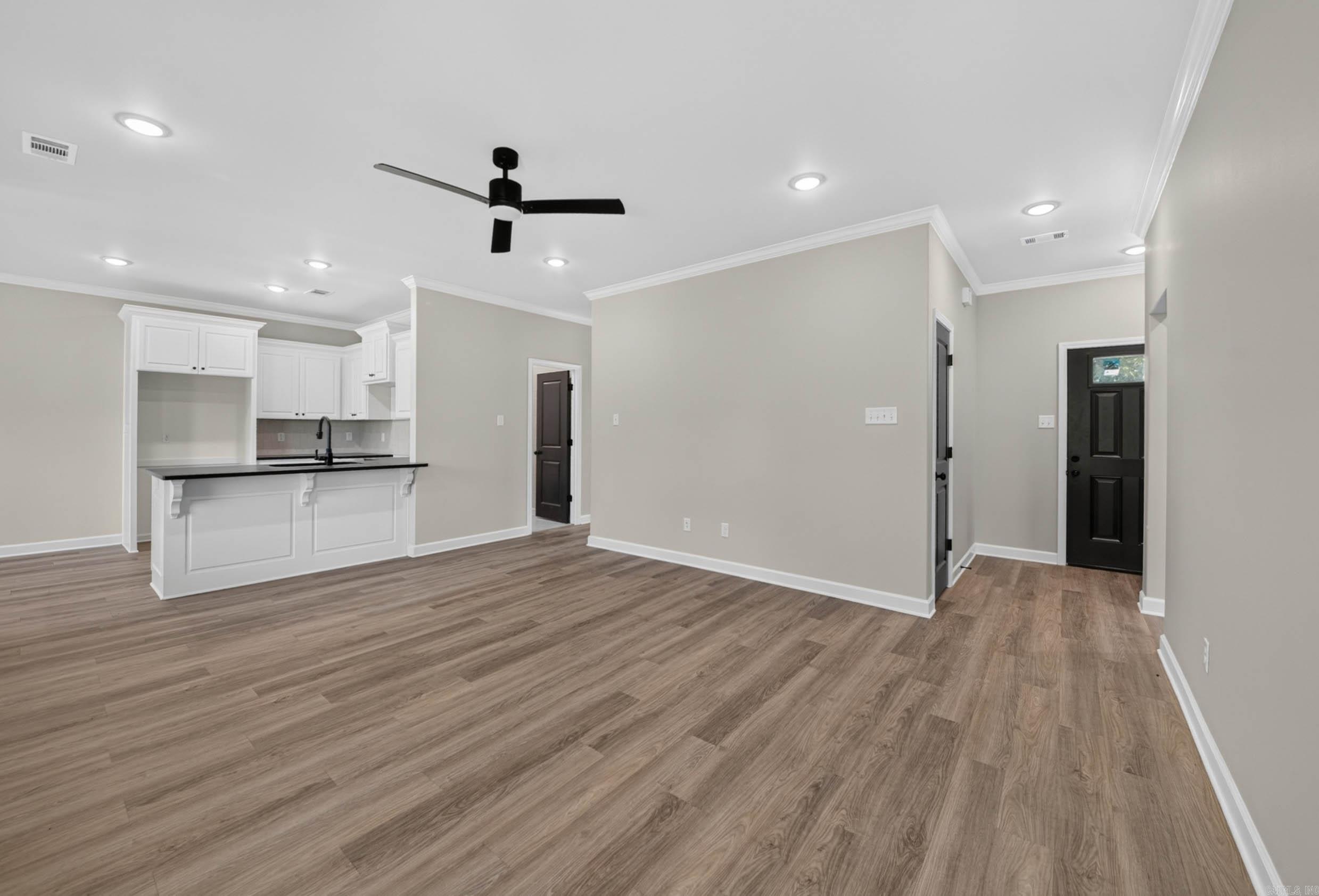 2022 Skylark Drive Property Photo 14