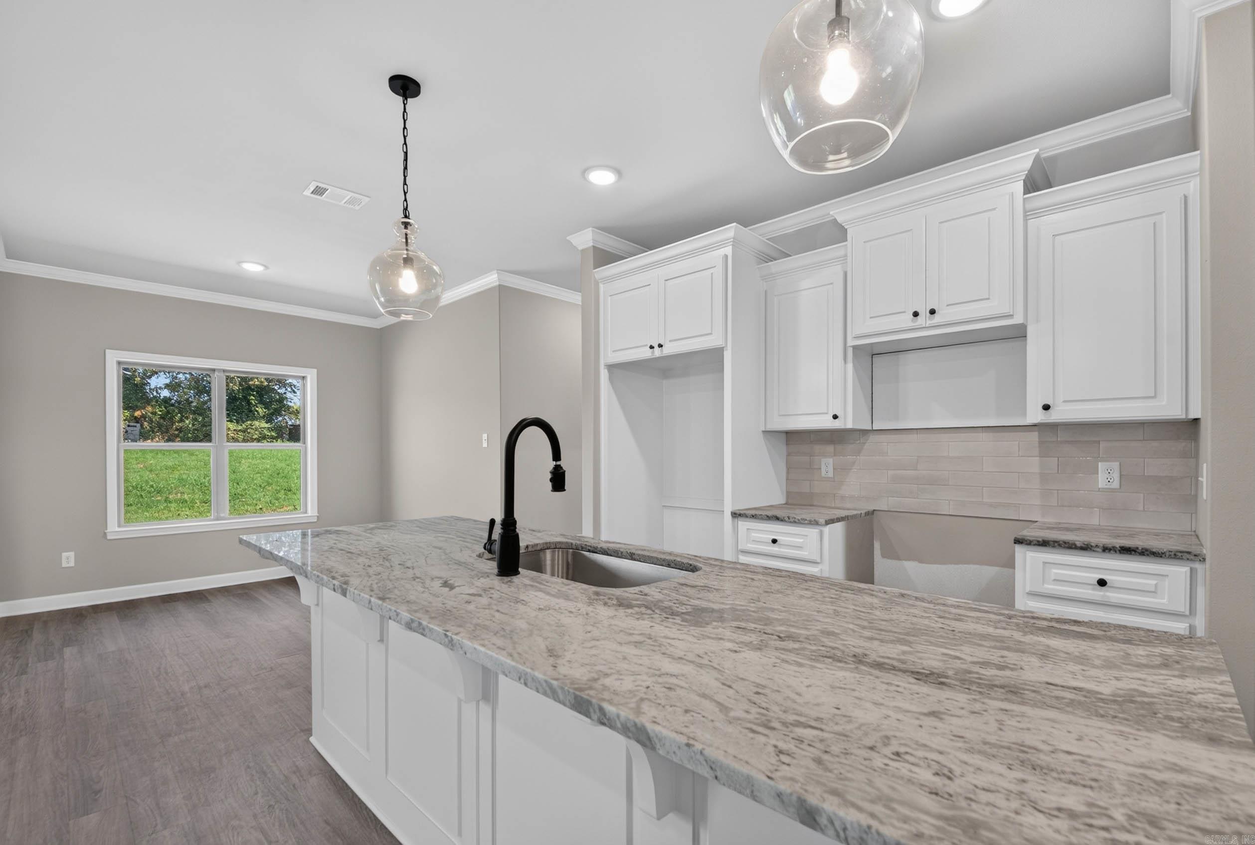 2020 Skylark Drive Property Photo 11