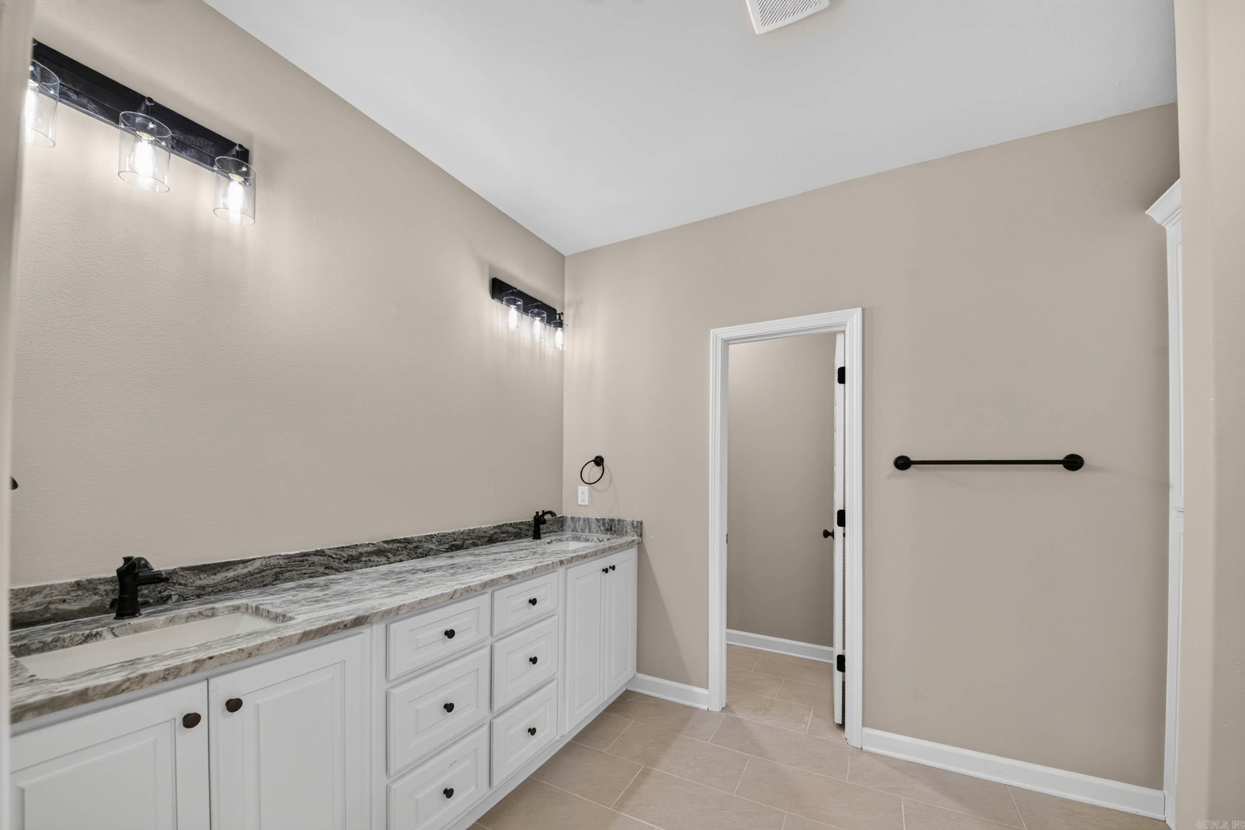 2020 Skylark Drive Property Photo 22
