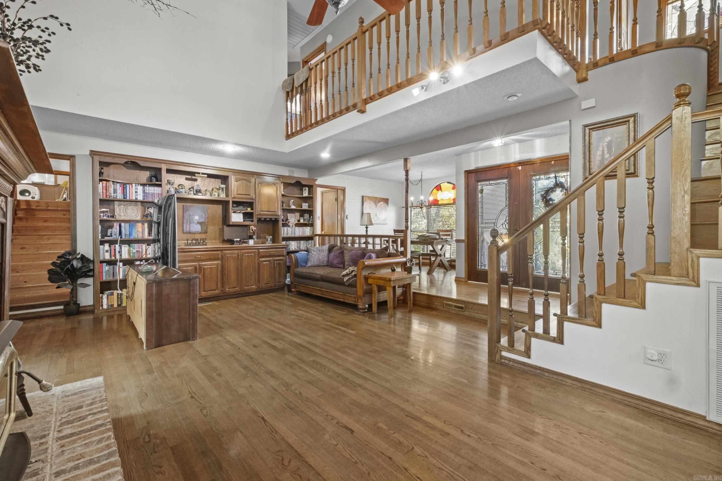 11 Pontalba Drive Property Photo 4
