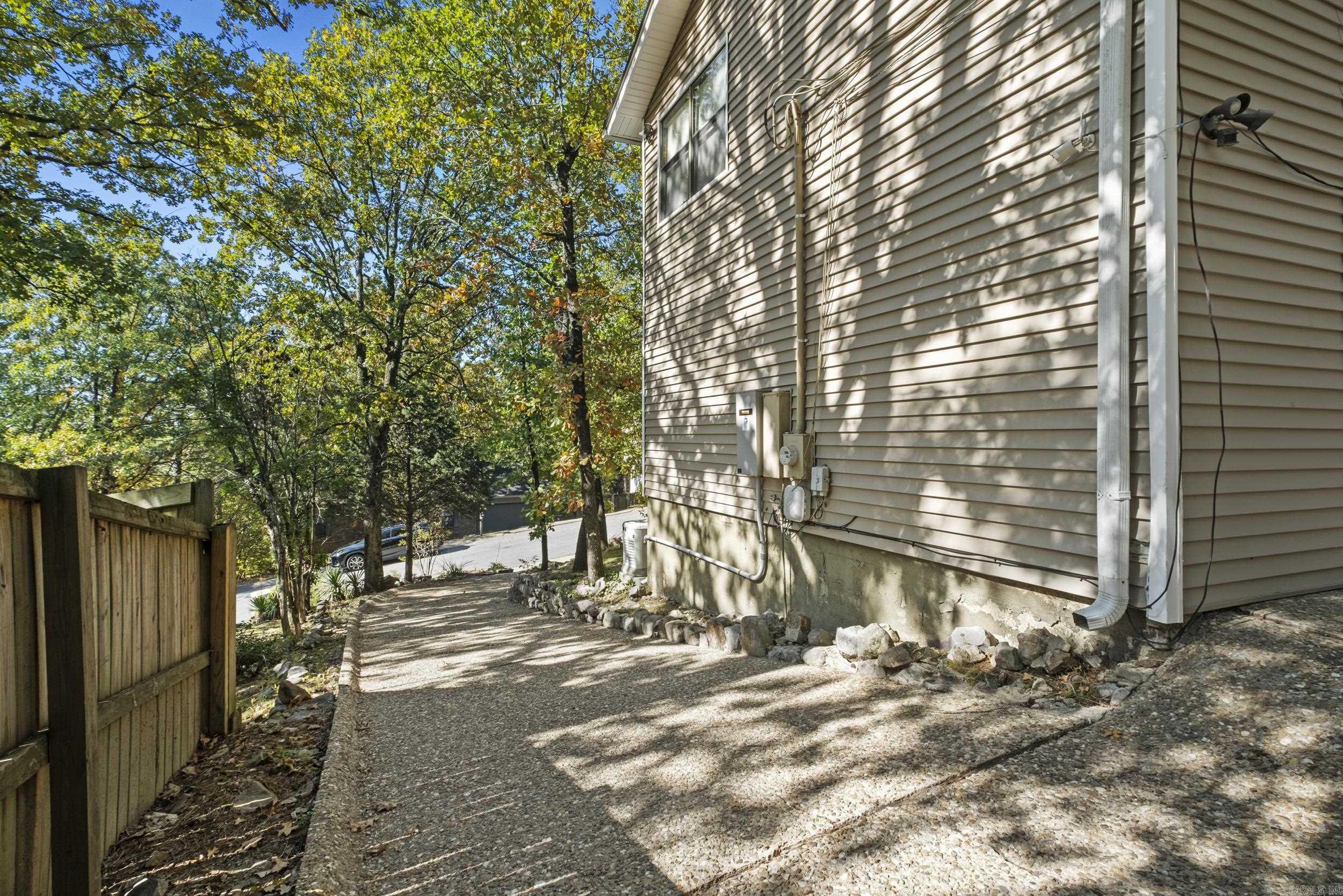 11 Pontalba Drive Property Photo 39