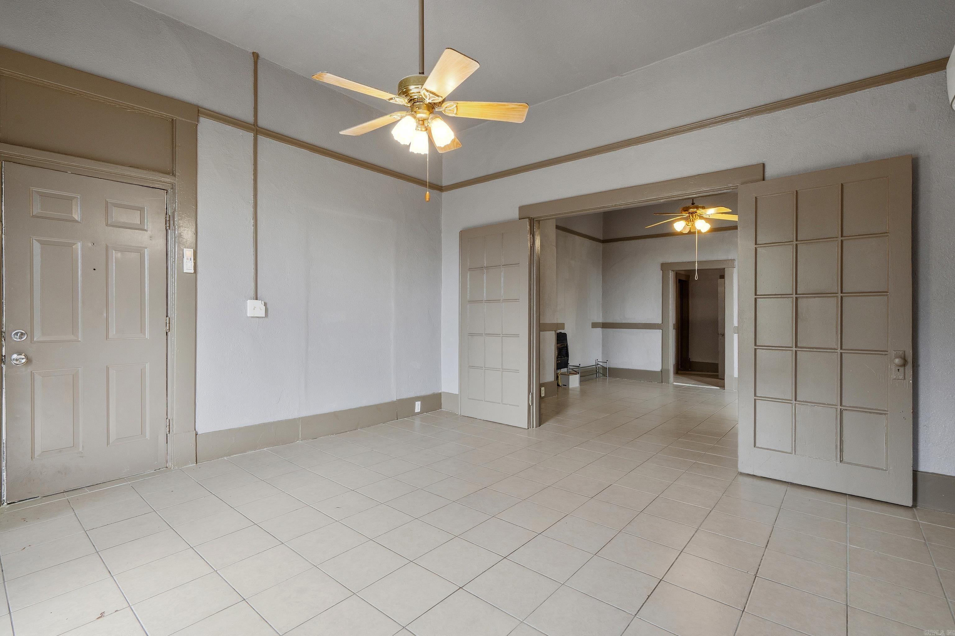 118 Garland Ave Property Photo 5