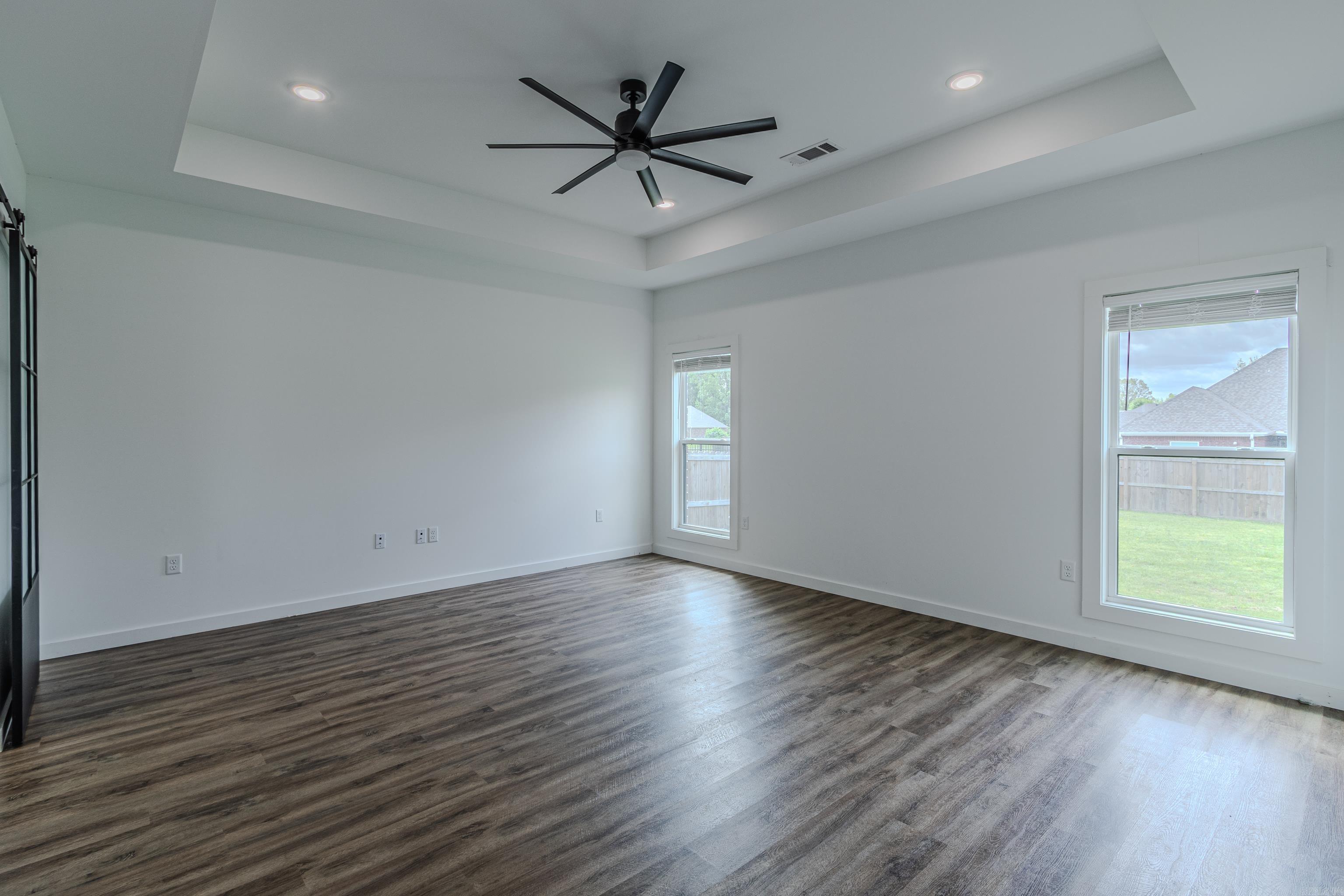 3202 Fairview Rd. Property Photo 22
