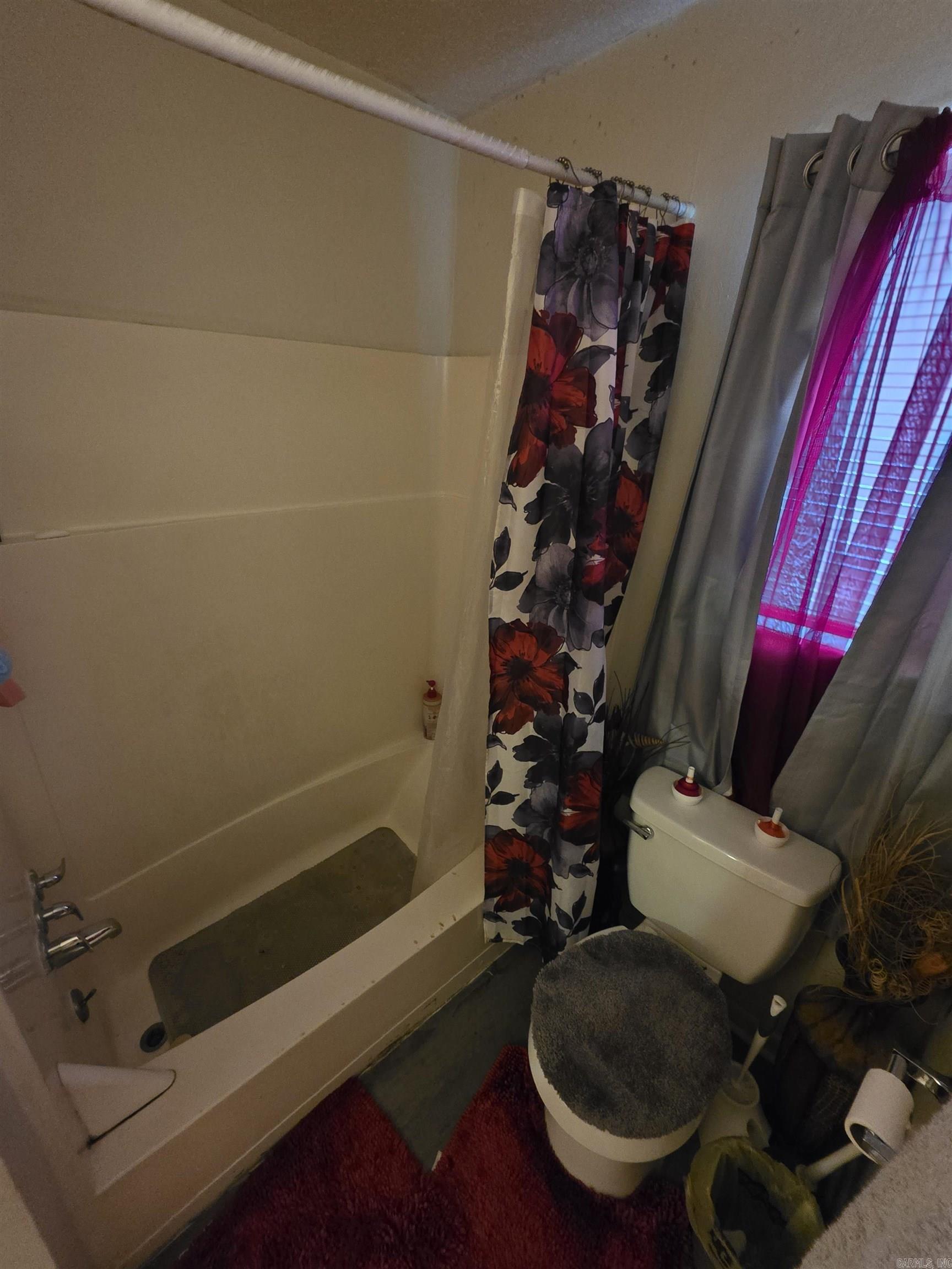 2104 Virginia Drive Property Photo 8