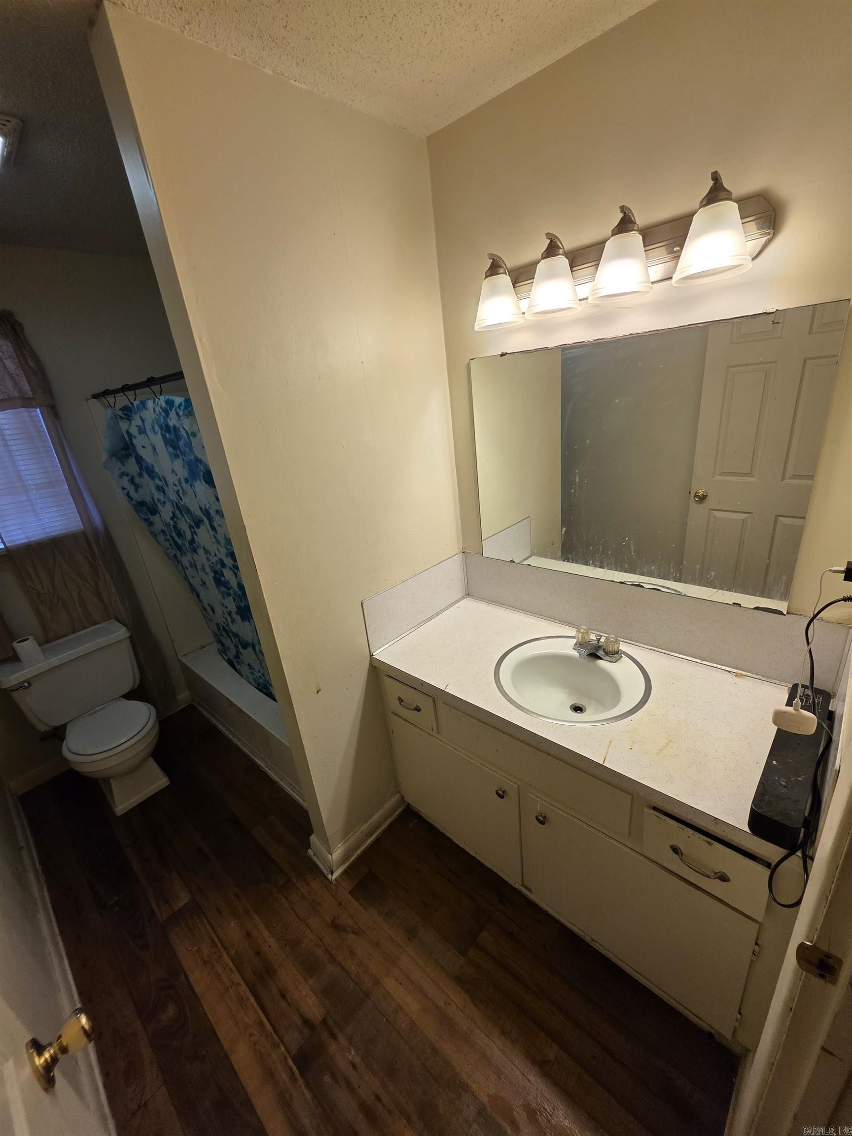 2104 Virginia Drive Property Photo 15