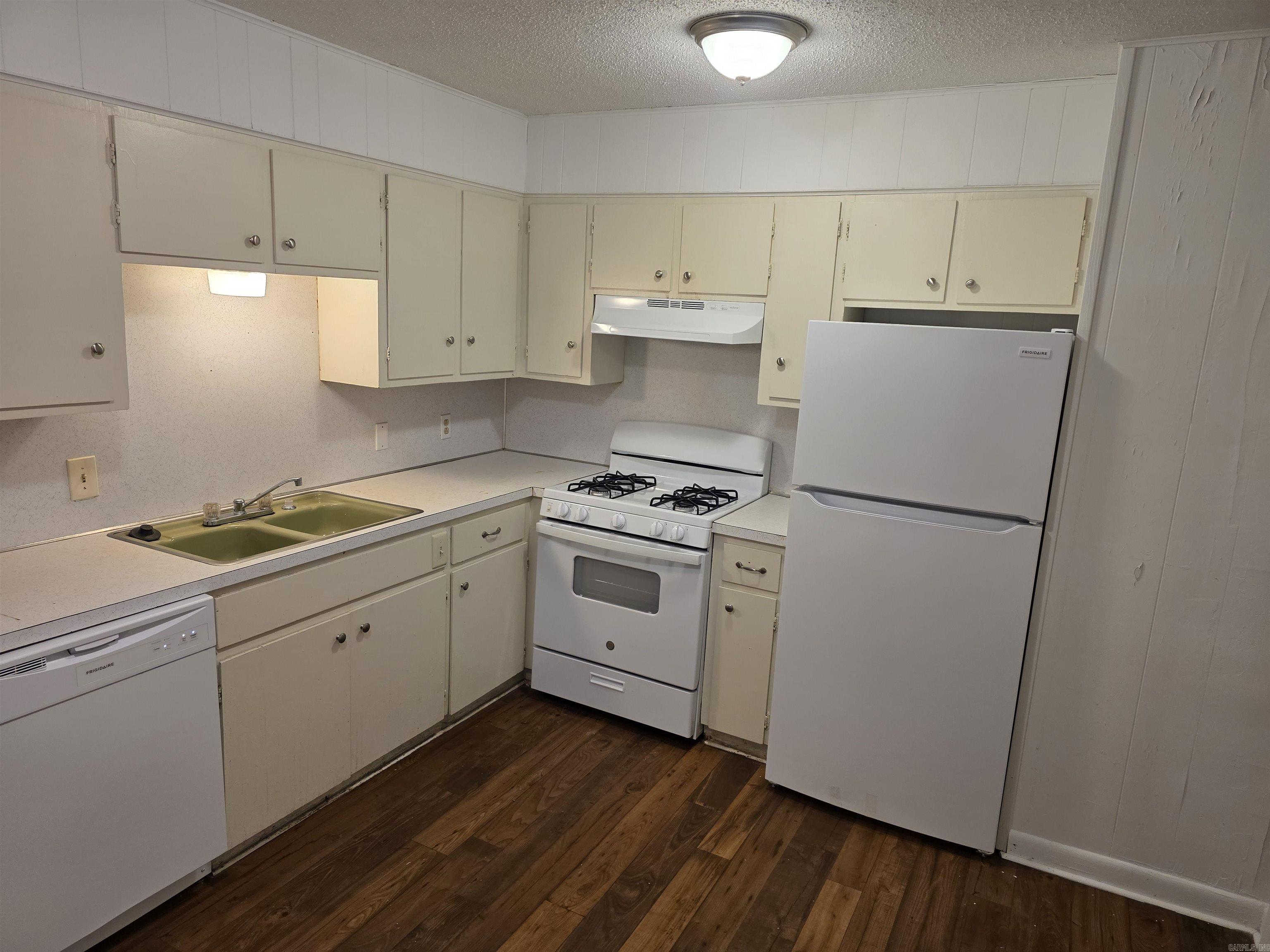 2104 Virginia Drive Property Photo 17
