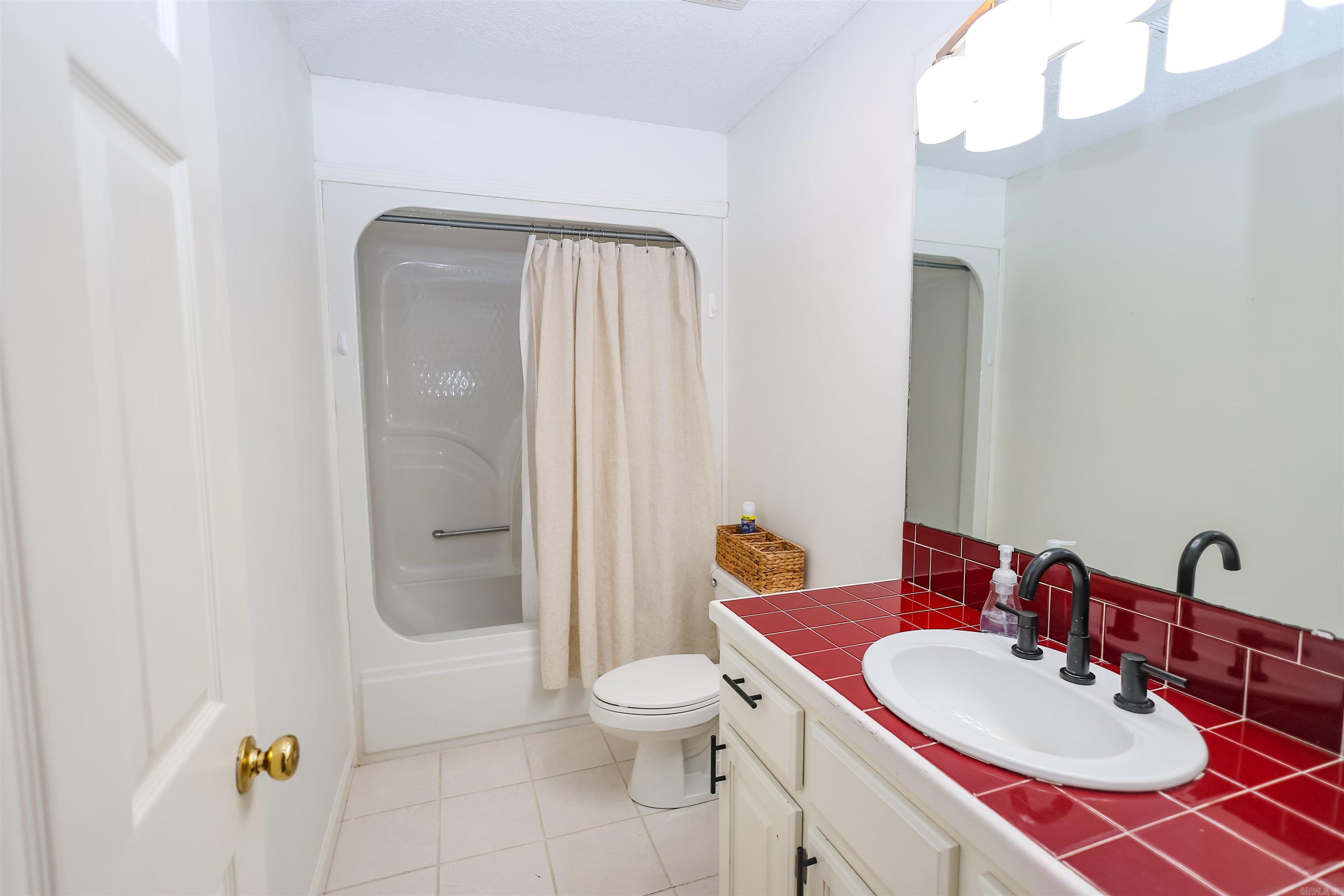 21 Burke Road Property Photo 14
