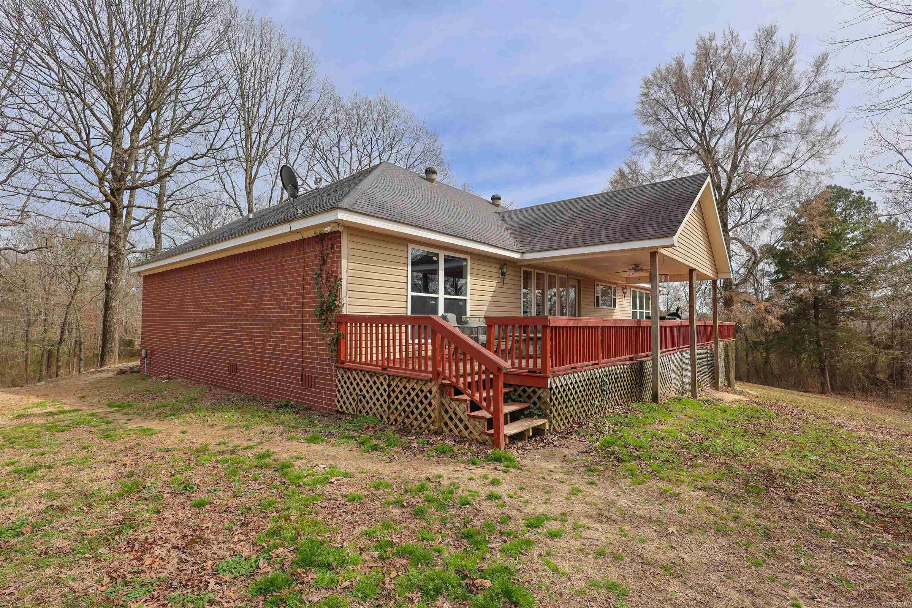 21 Burke Road Property Photo 31