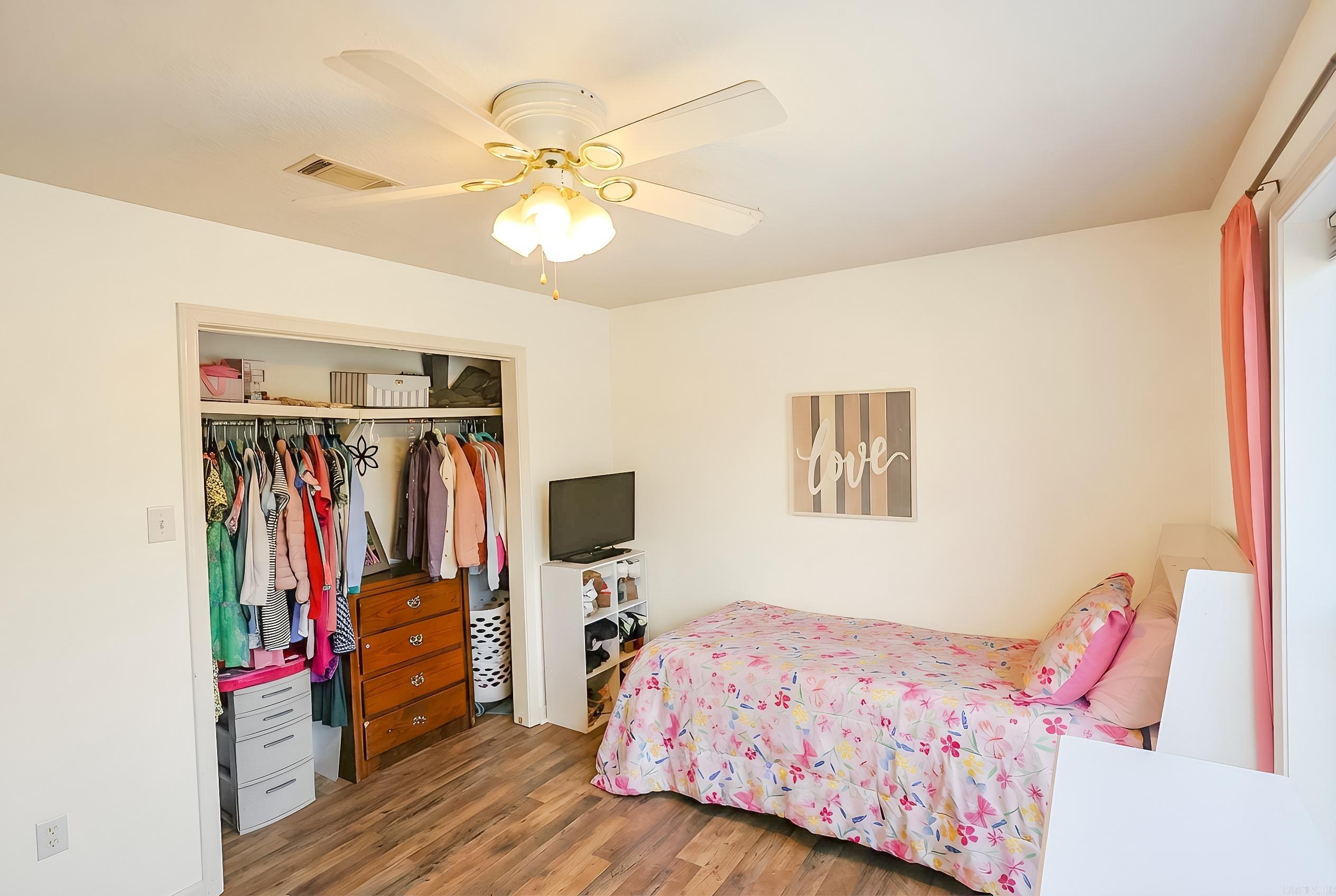 21 Burke Road Property Photo 37