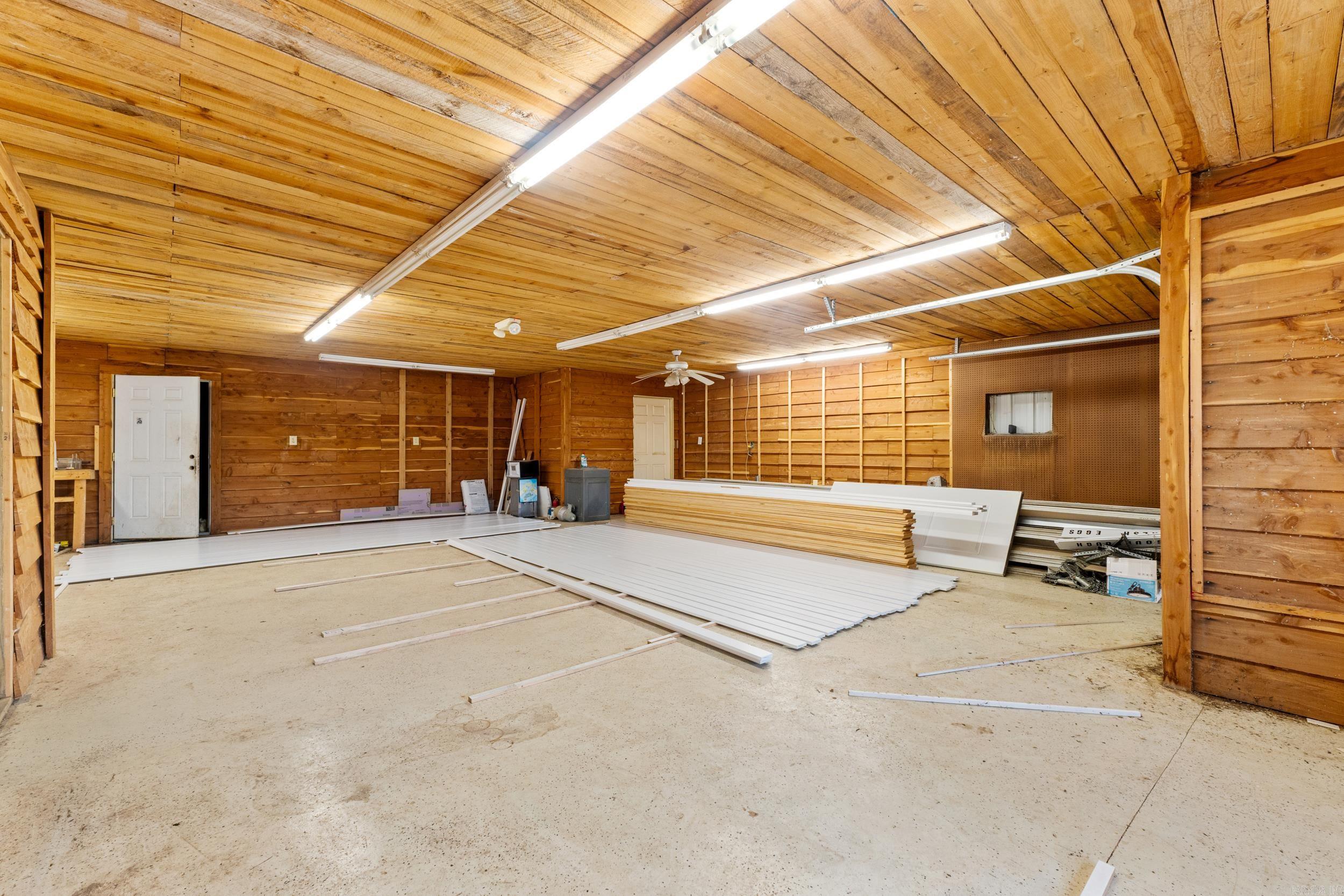 8329 Hwy 201 N Property Photo 9
