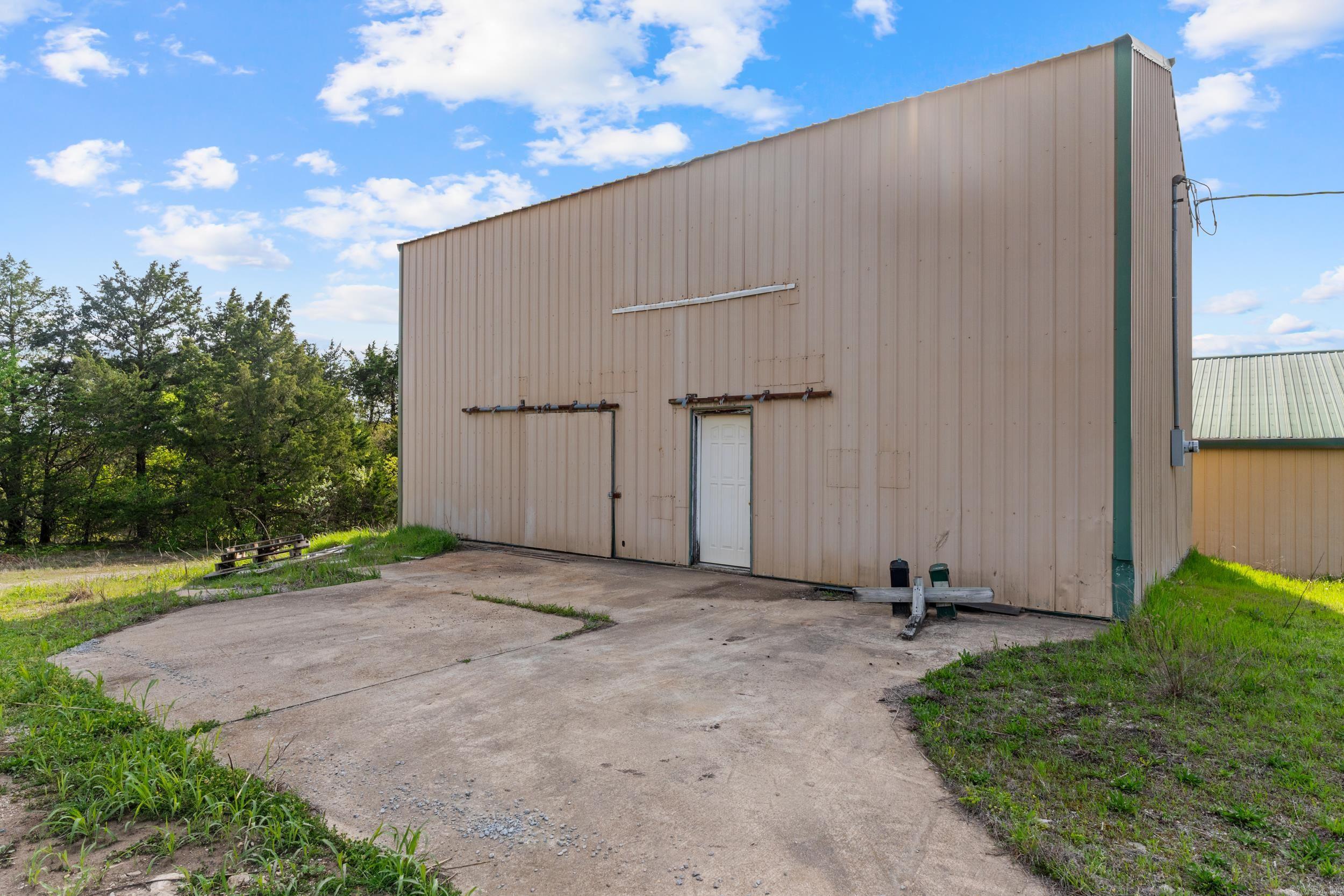8329 Hwy 201 N Property Photo 15