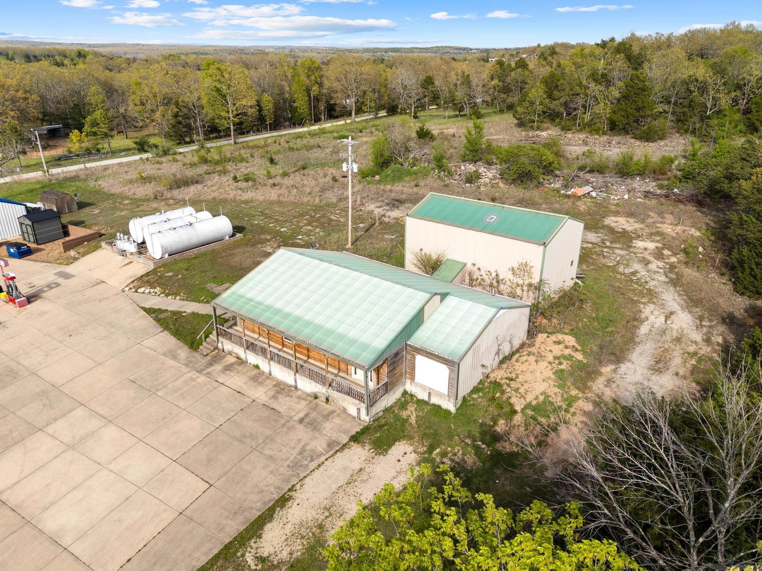 8329 Hwy 201 N Property Photo 18