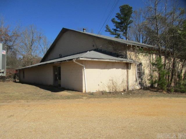 150 Old School Road Property Photo 4