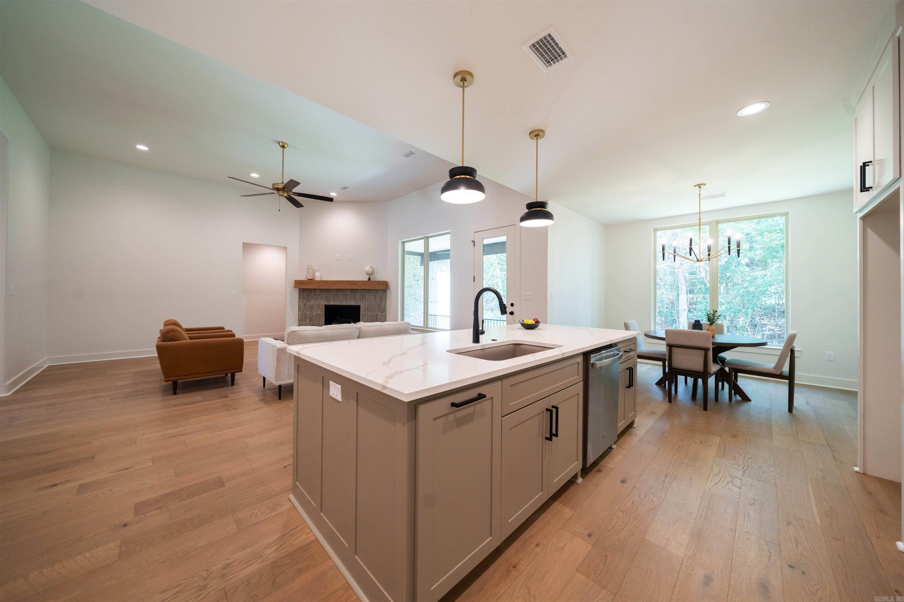 15108 Matterhorn Loop Property Photo 8