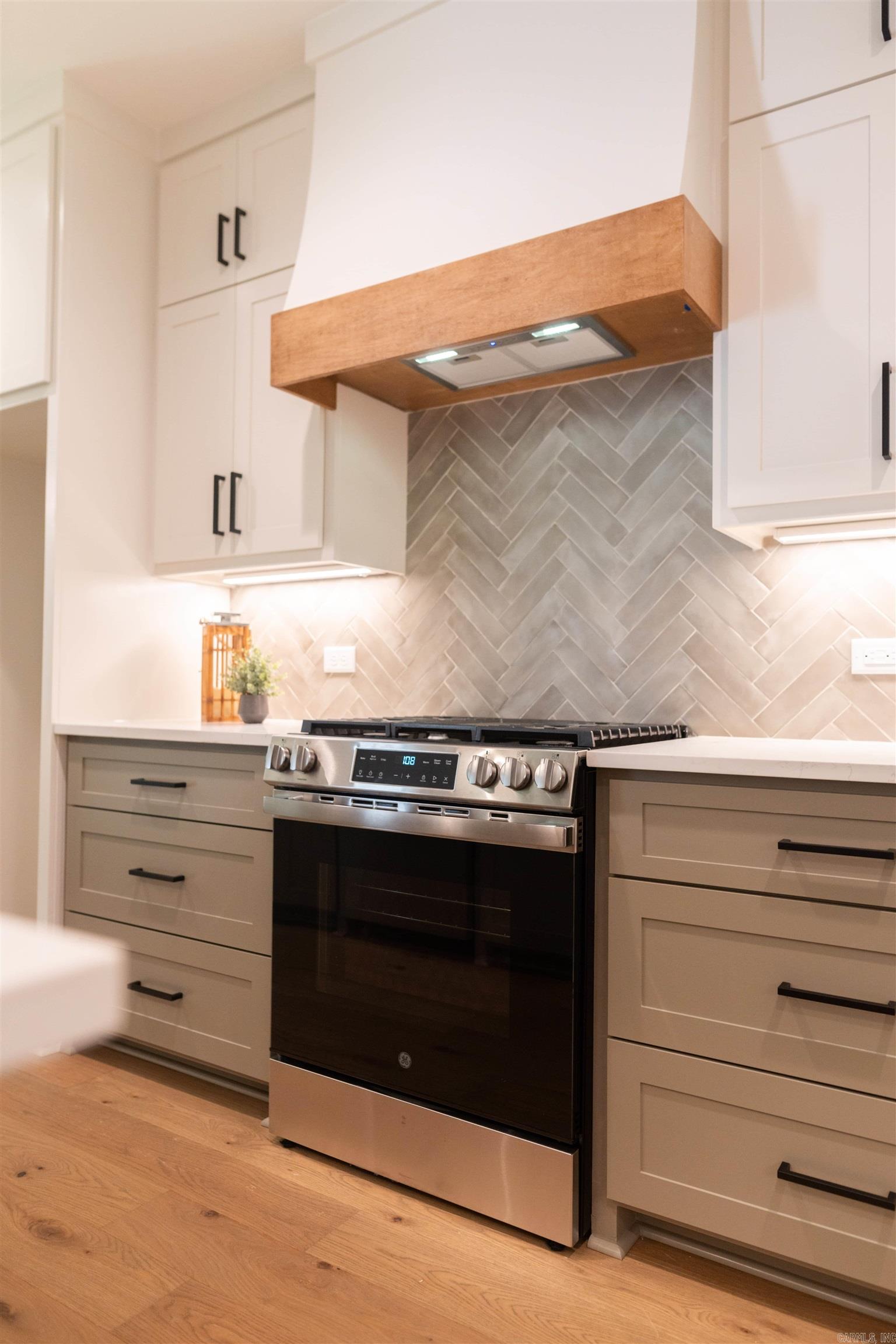 15108 Matterhorn Loop Property Photo 9