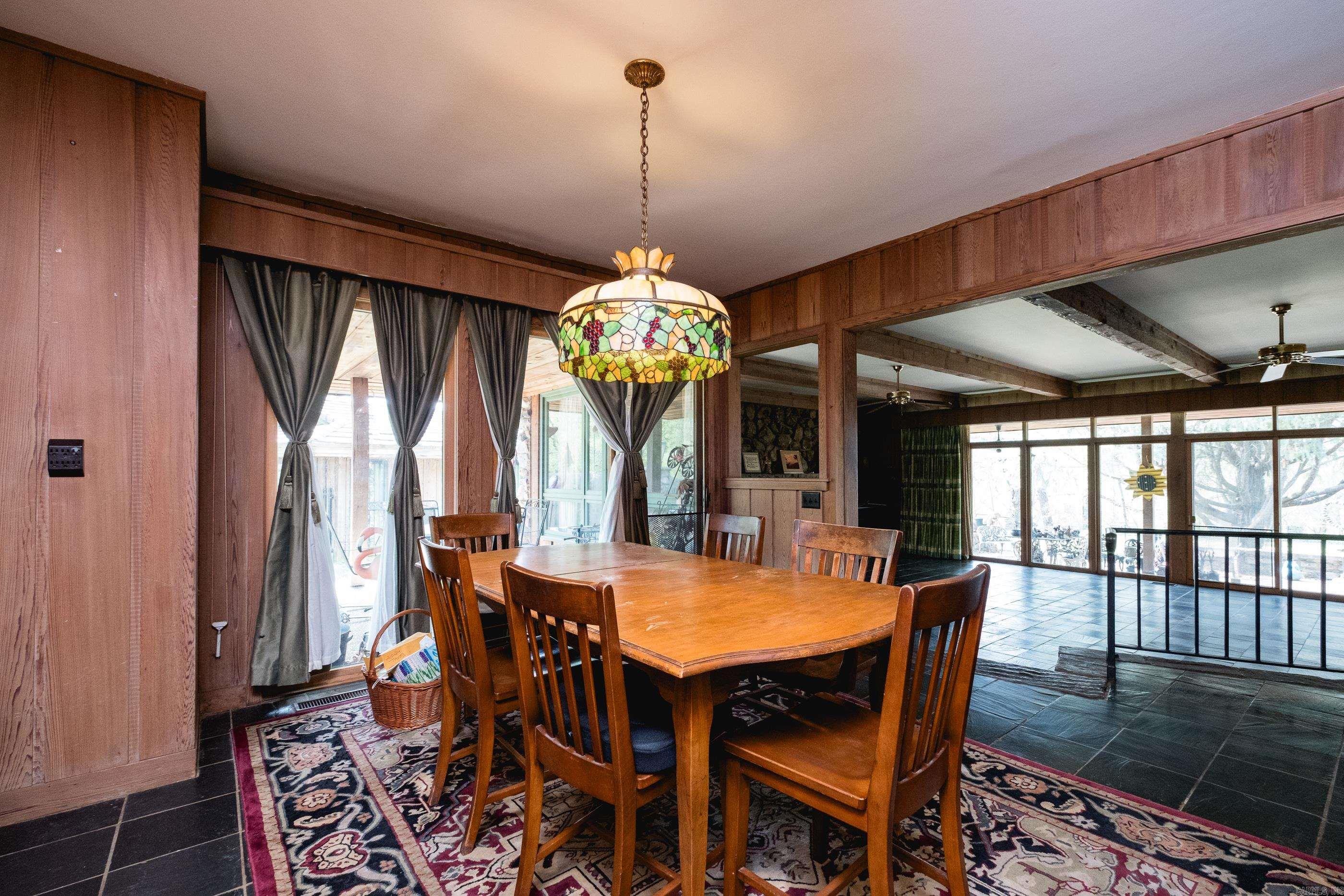 11909 Fairview Road Property Photo 14