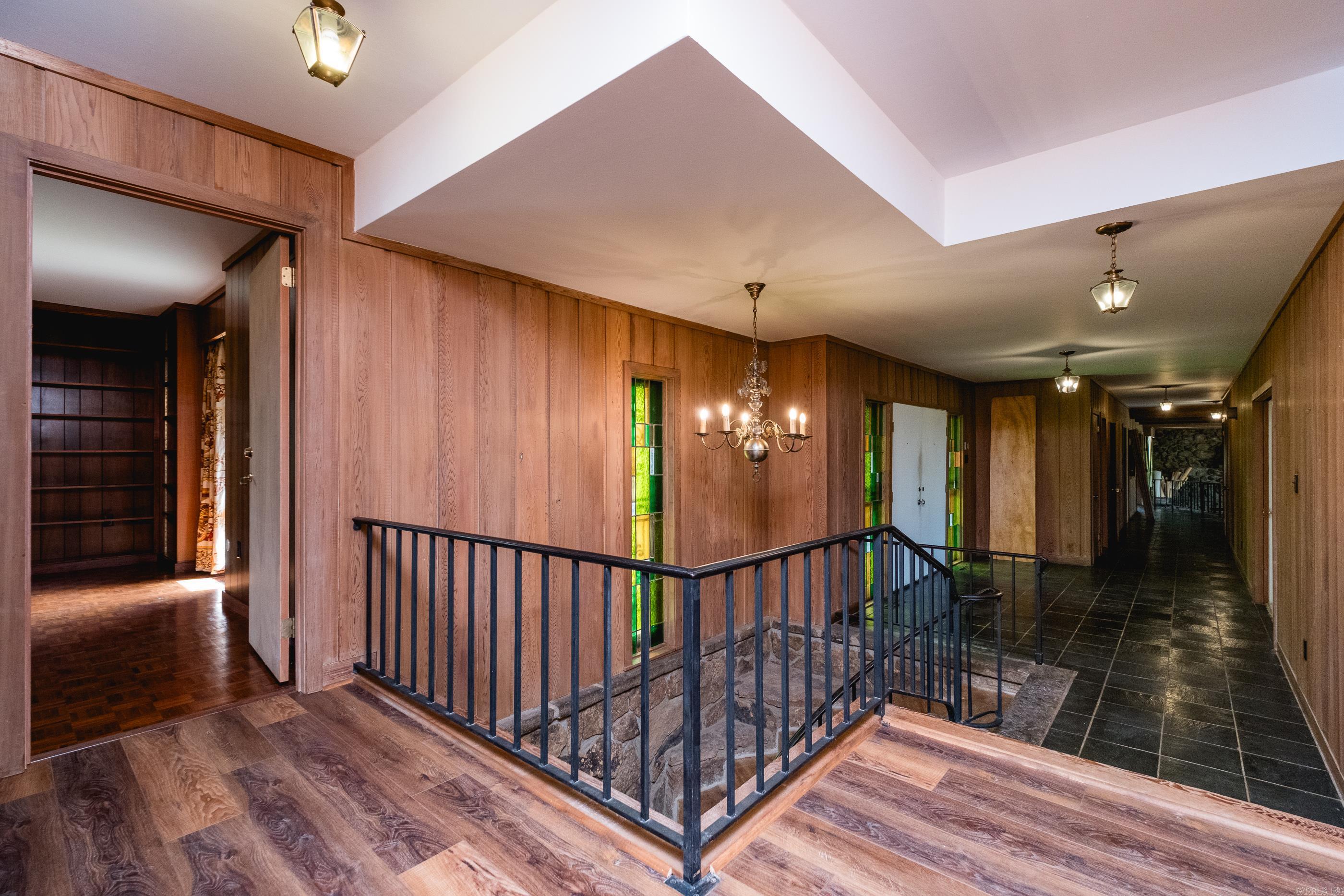 11909 Fairview Road Property Photo 22