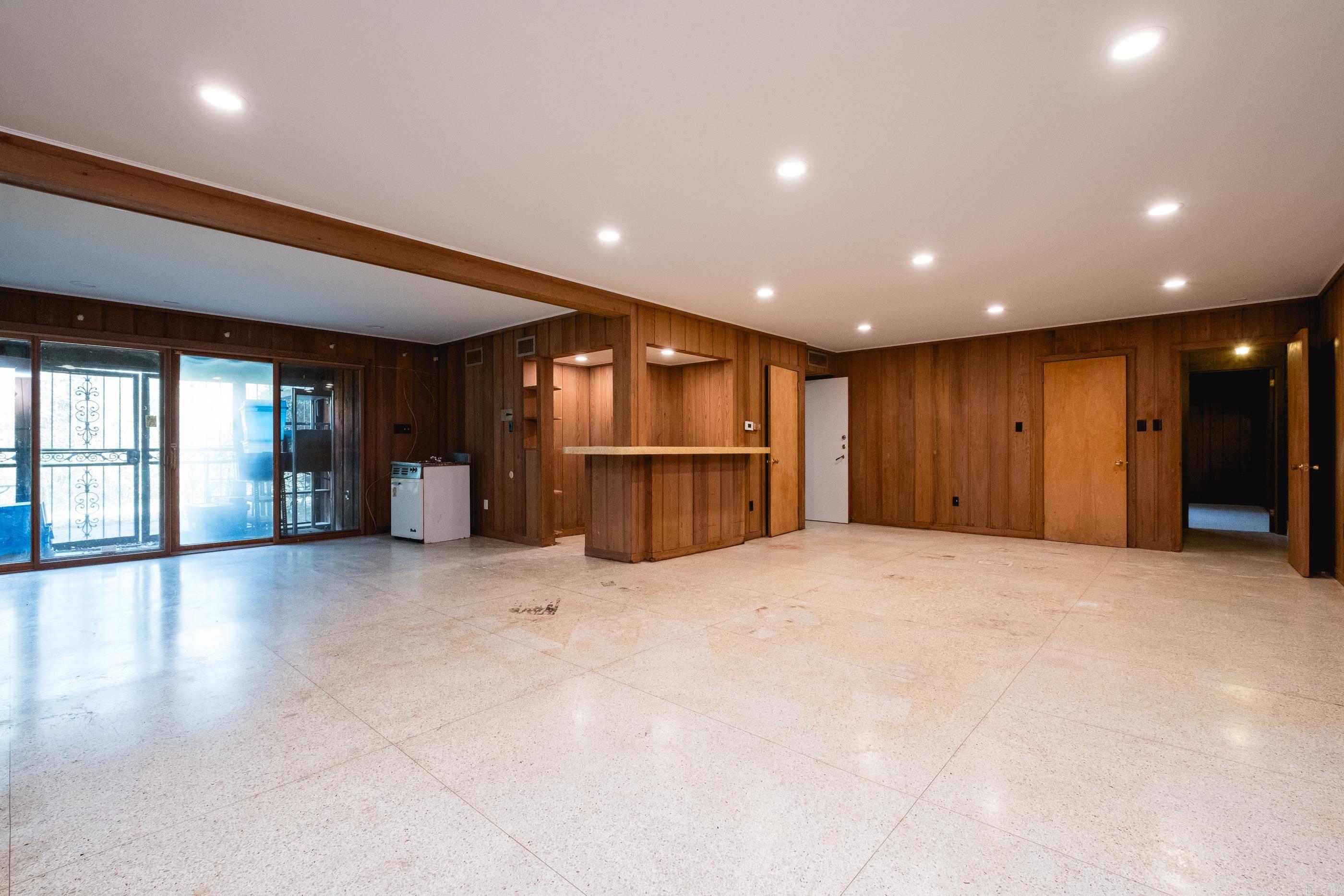 11909 Fairview Road Property Photo 35