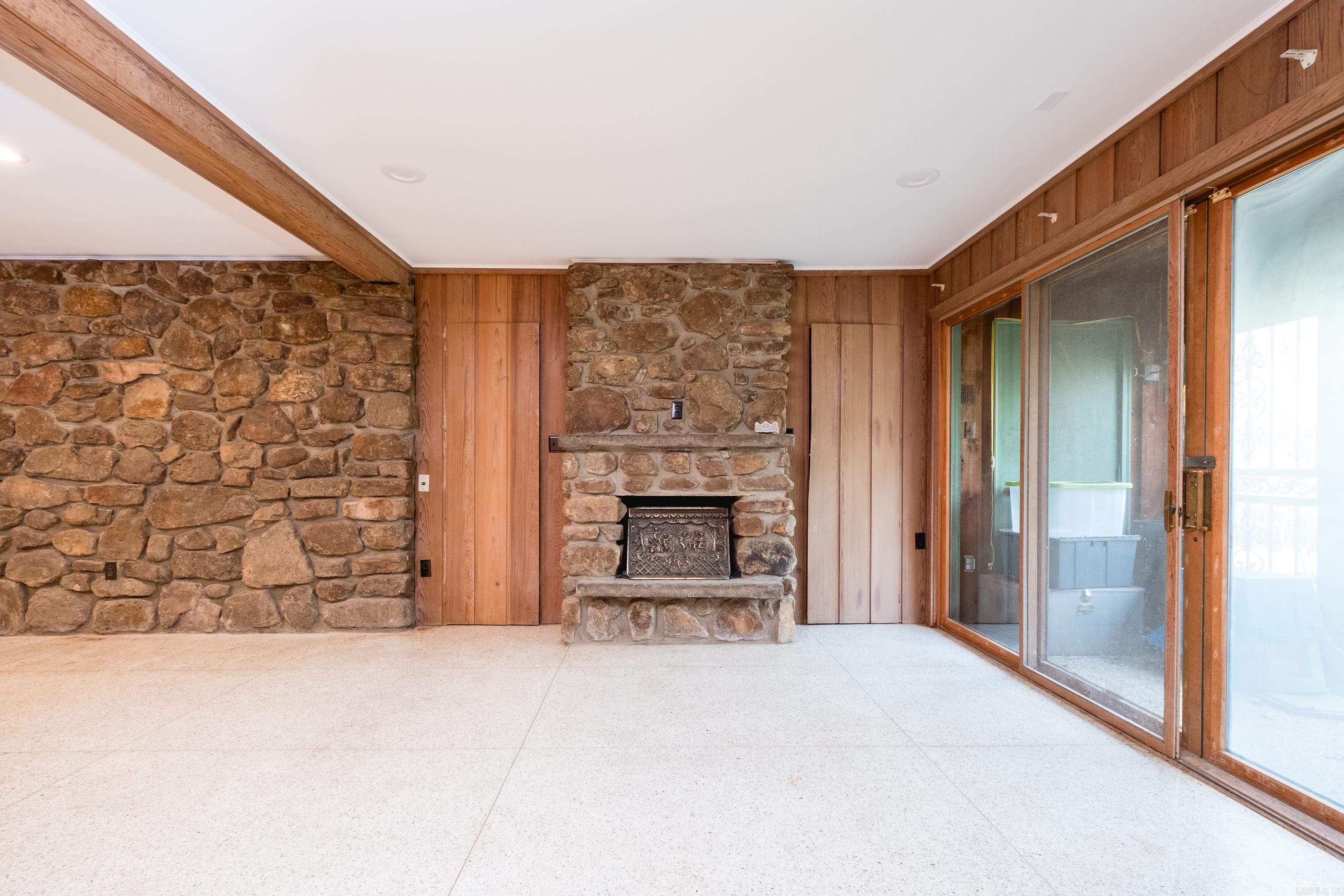 11909 Fairview Road Property Photo 36