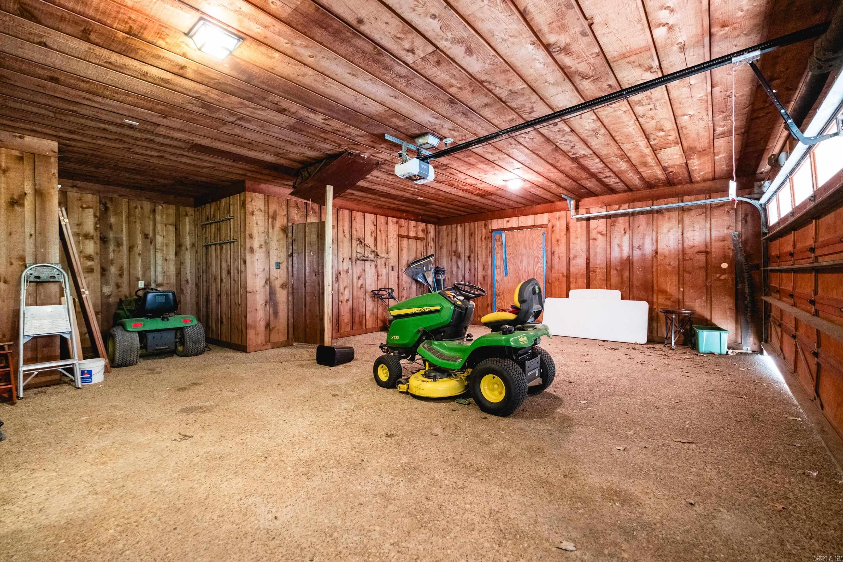 11909 Fairview Road Property Photo 41