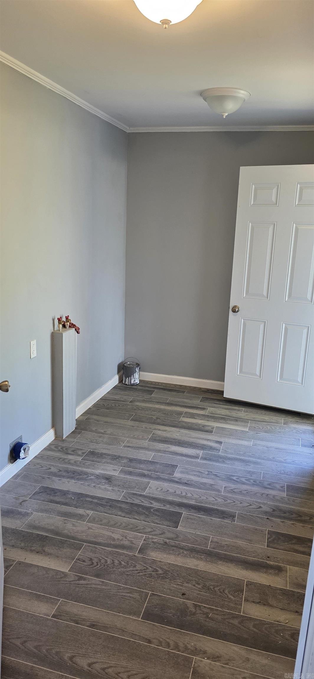 408 Wardell Property Photo 8