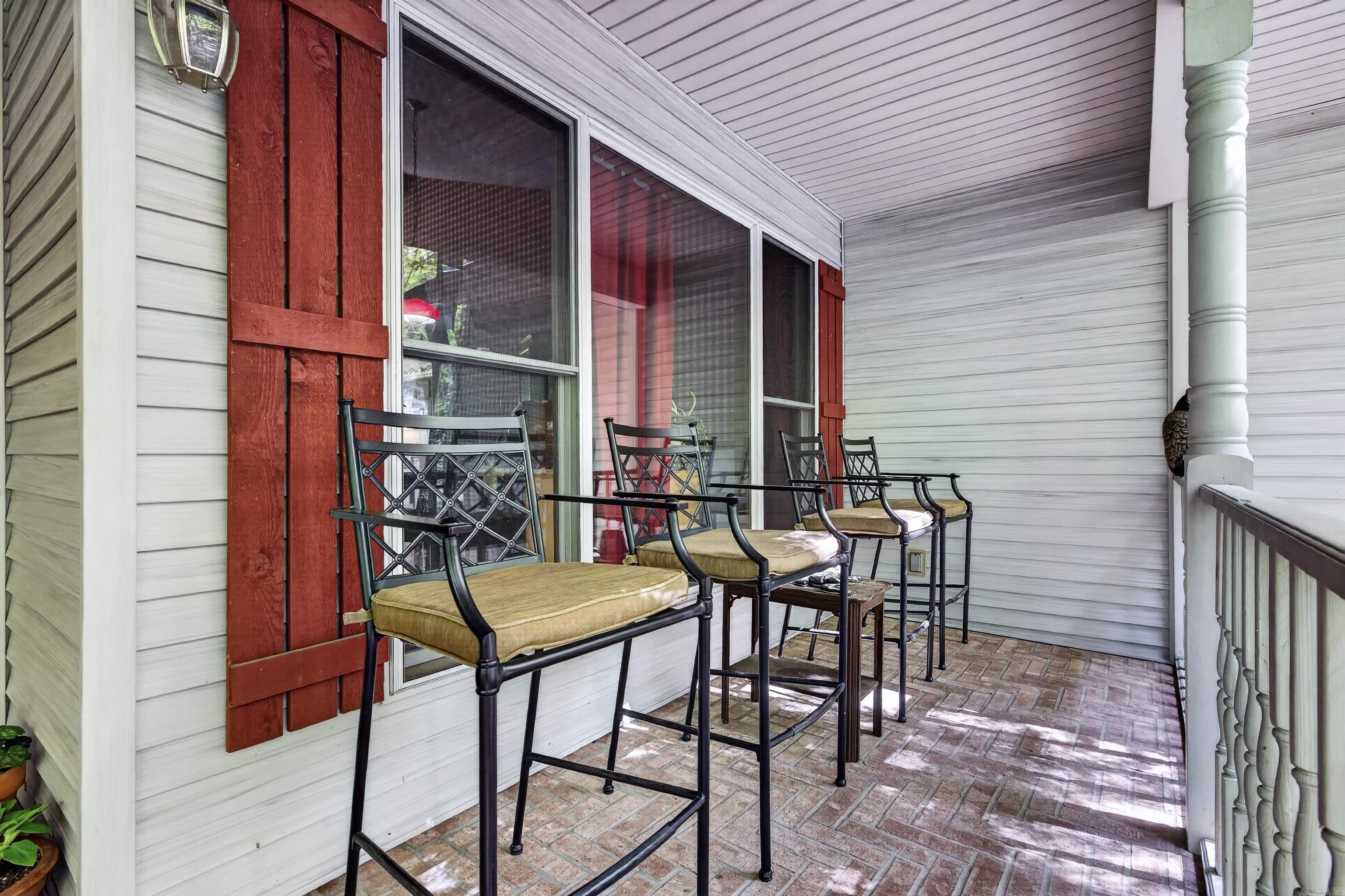 6 Tobarra Lane Property Photo 4