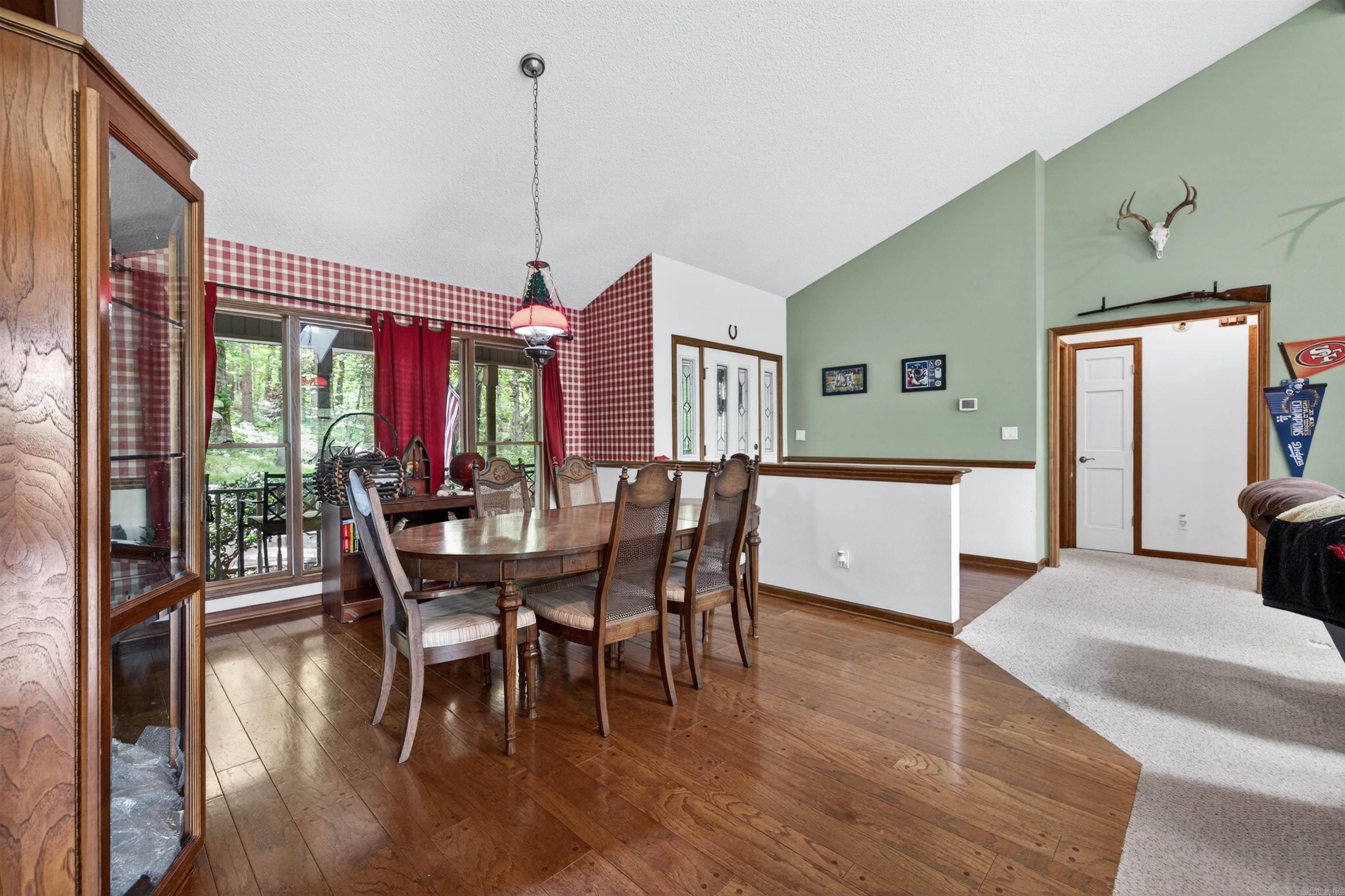 6 Tobarra Lane Property Photo 9