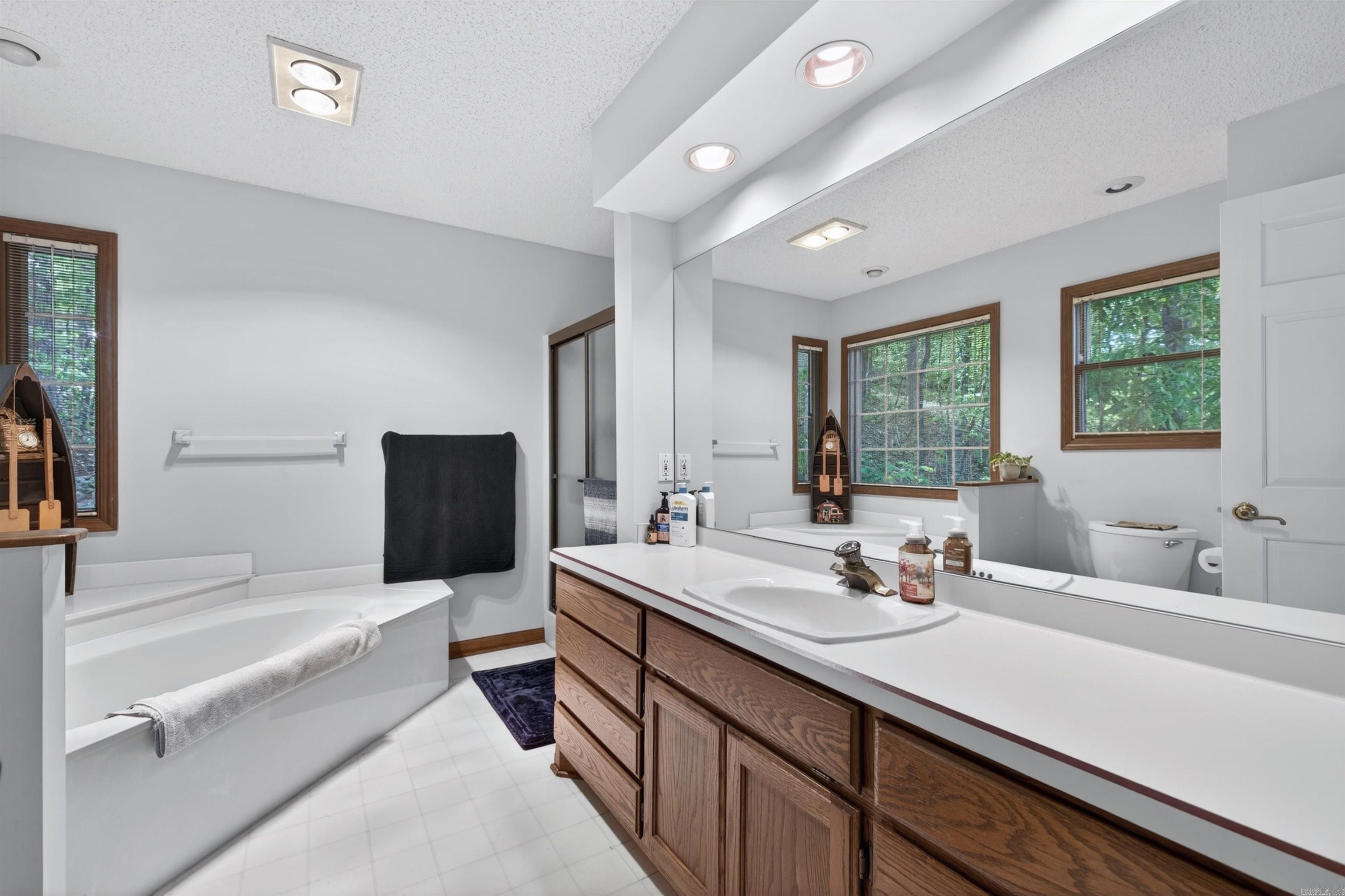6 Tobarra Lane Property Photo 20