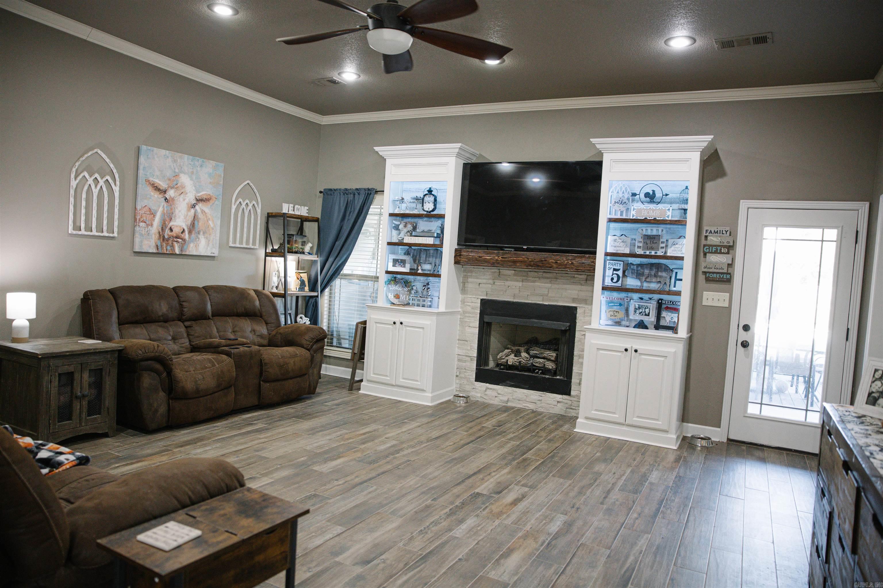 137 County Road 765 Property Photo 6