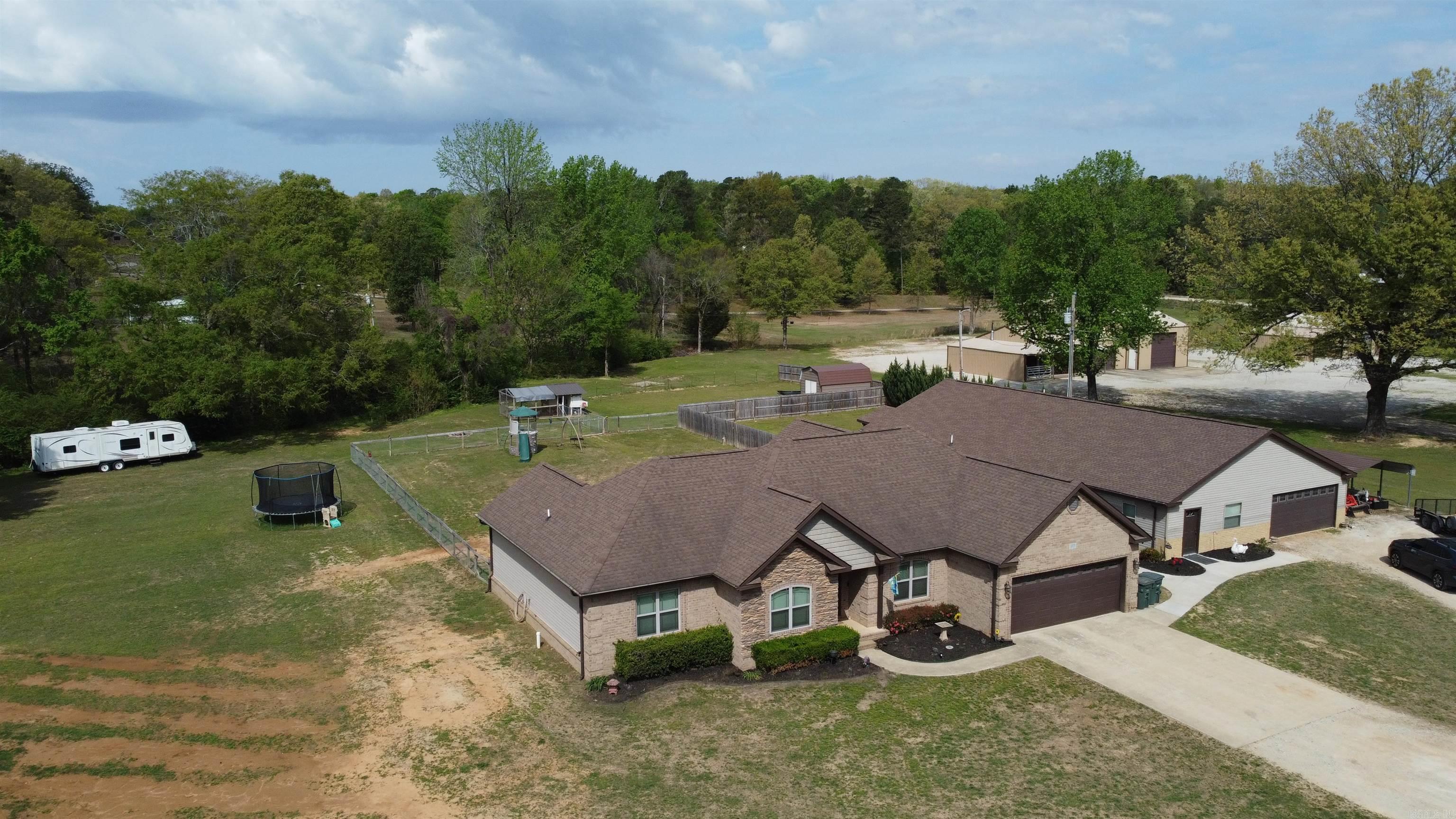 137 County Road 765 Property Photo 27