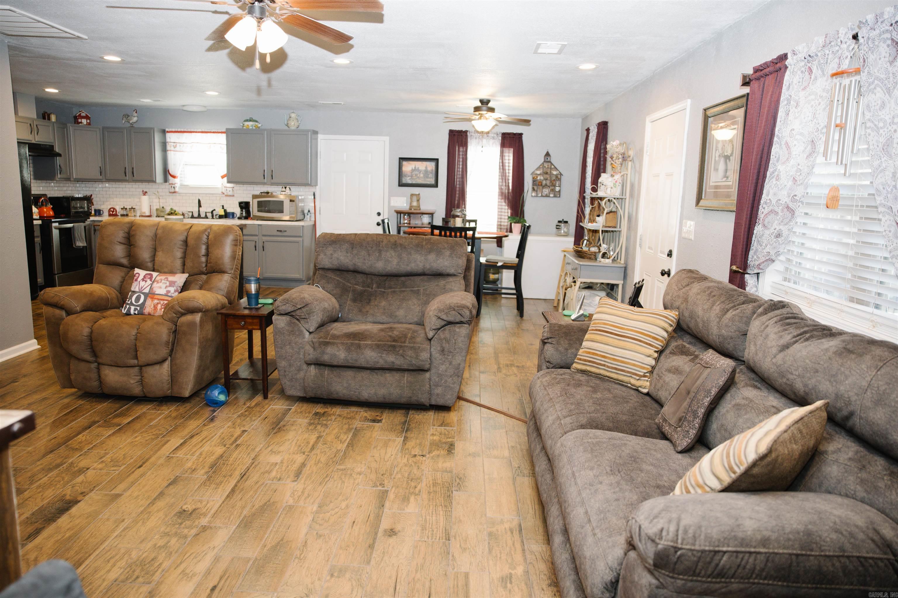 137 County Road 765 Property Photo 43