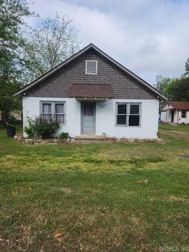 907 S Reine Property Photo 2