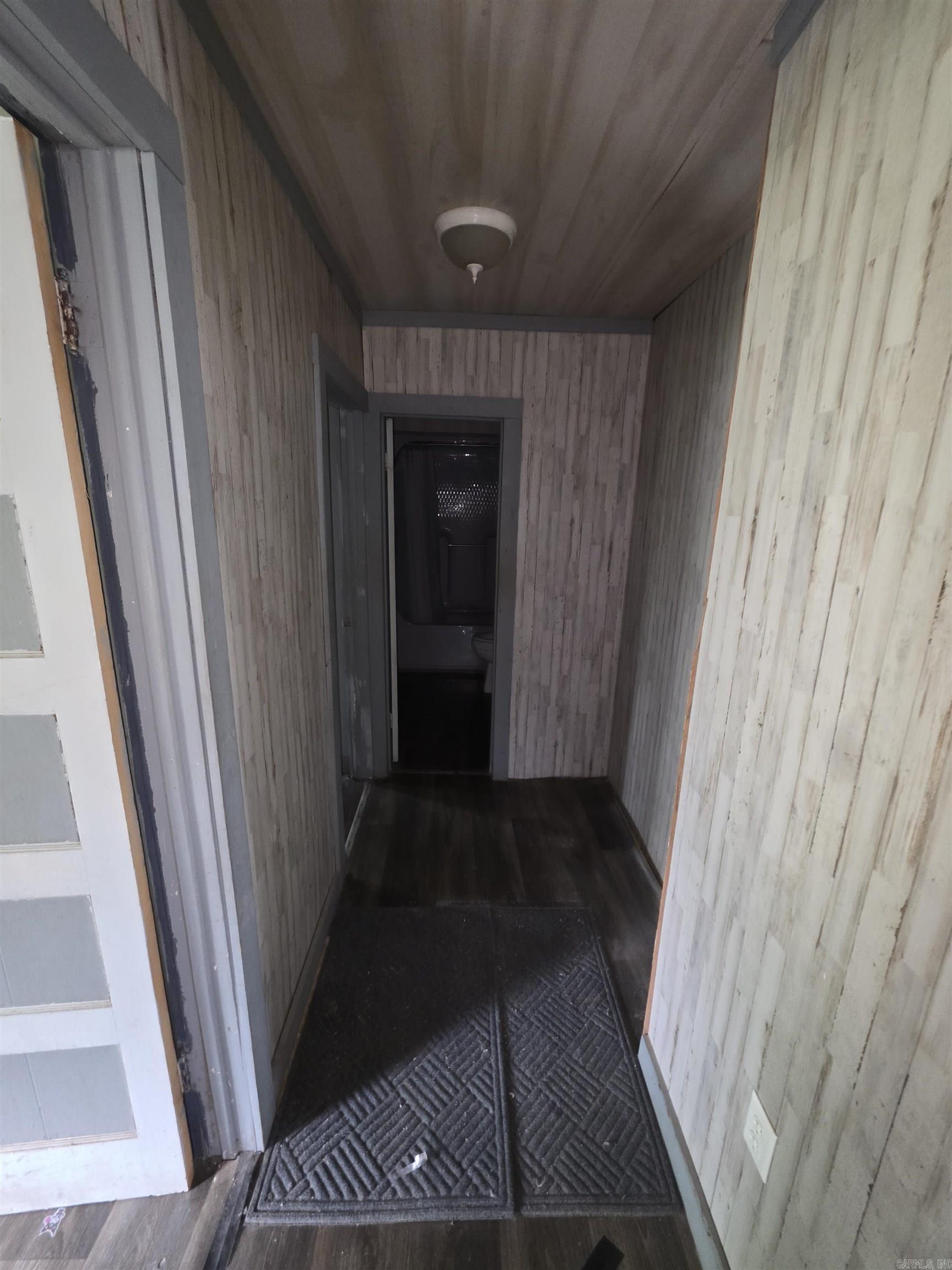 907 S Reine Property Photo 25
