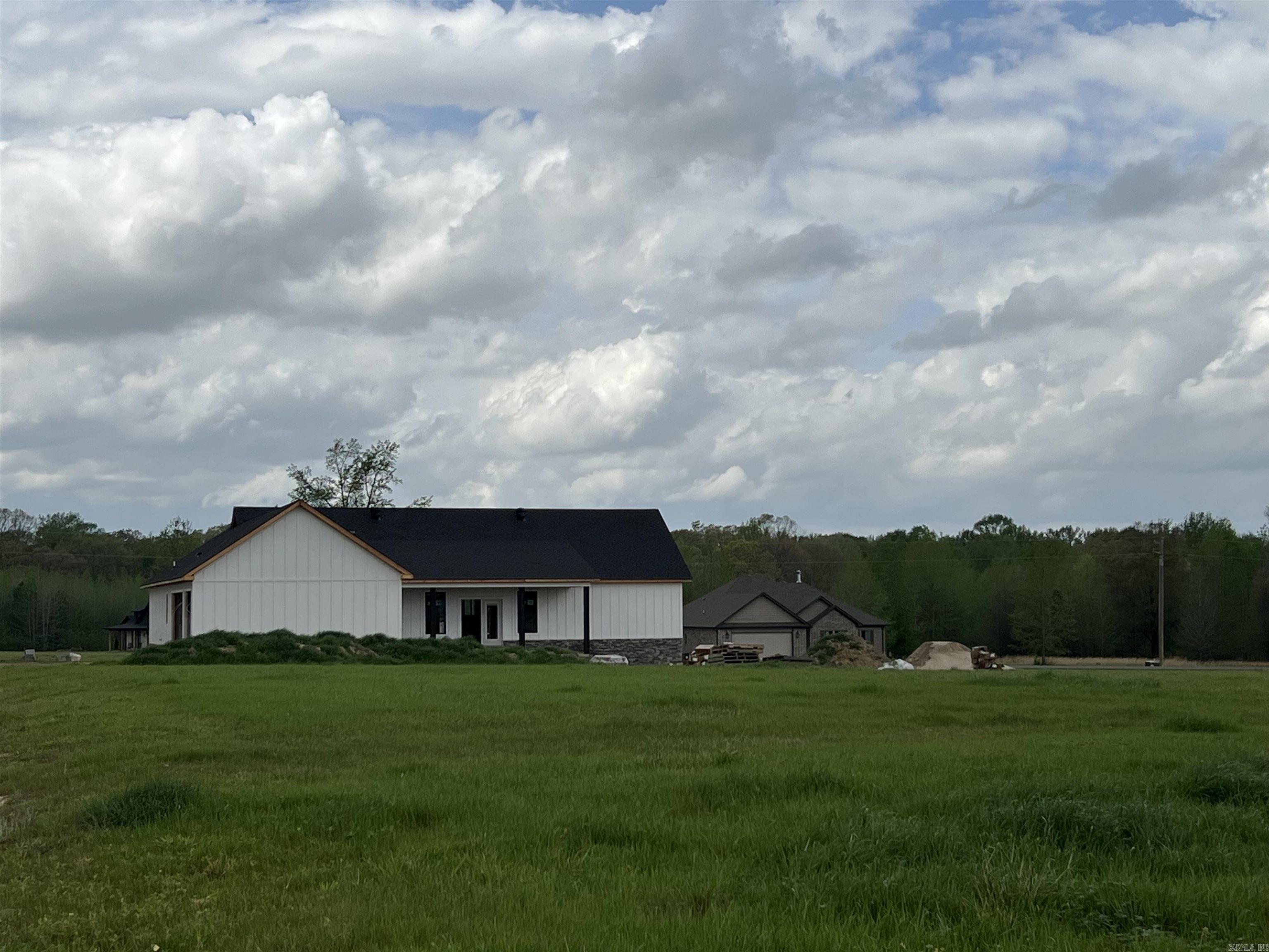 42 Jackson Loop Property Photo 2