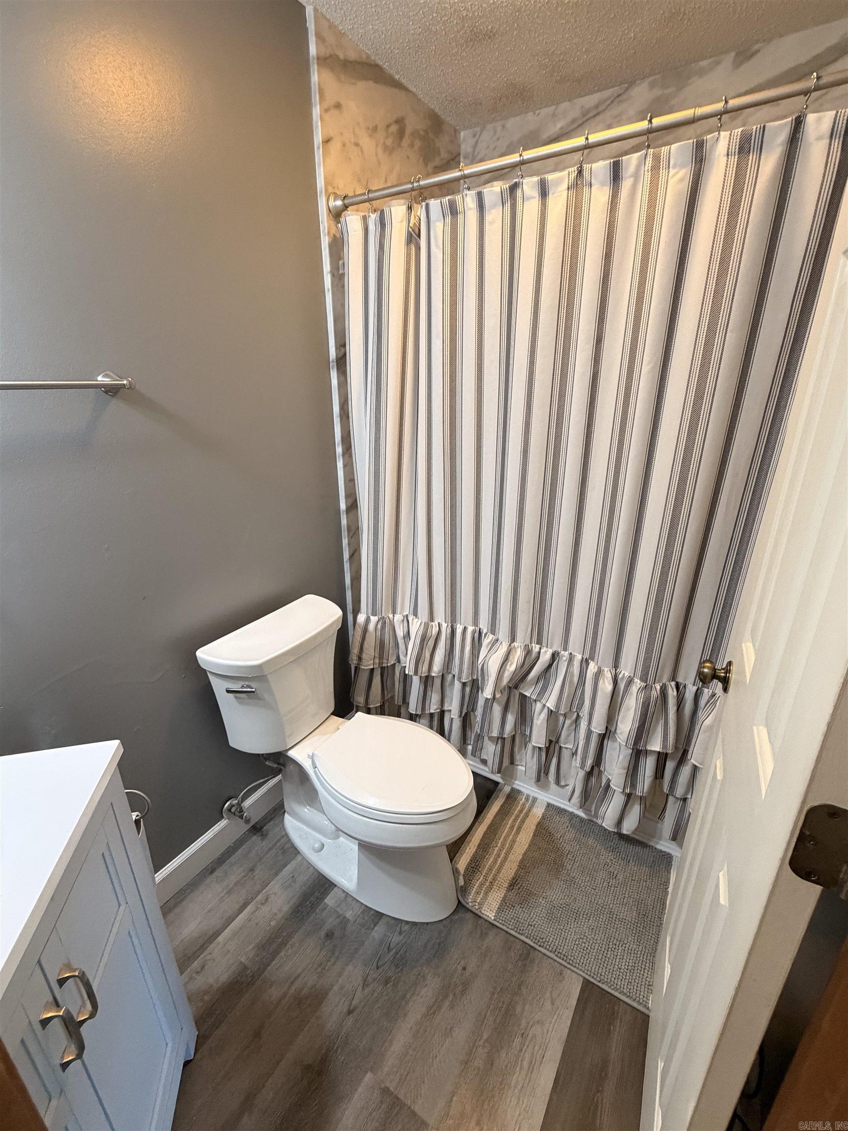 450 Pinewood Road Property Photo 13